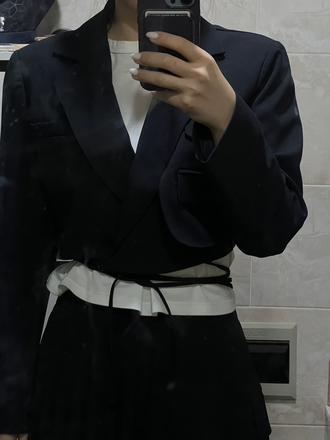 더에보니아이즈 투피스 셋업 네이비  상품이미지2