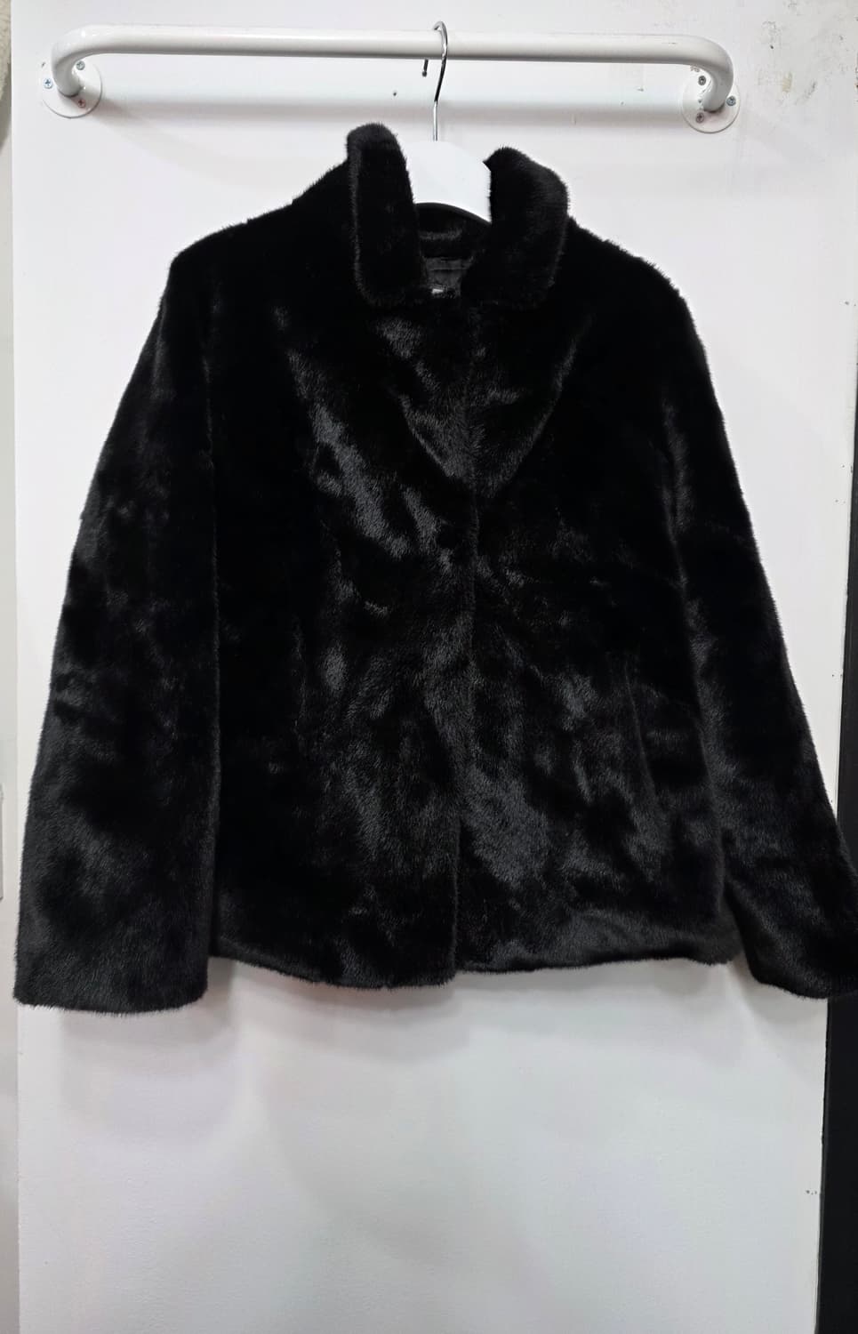 폴앤조 여성 퍼 자켓 상품이미지1