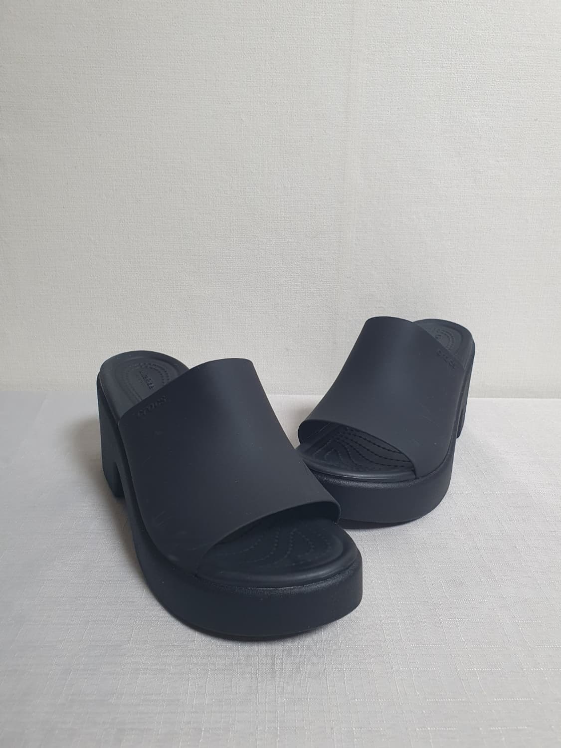 230mm 크록스 브루클린 슬라이드 가보시힐 블랙  상품이미지6