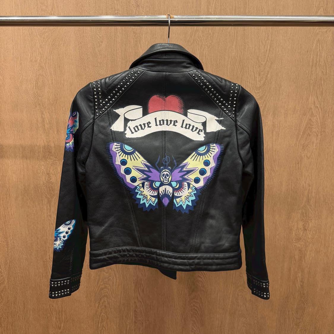 쟈딕 앤 볼테르 라이더 자켓 스터드 숄더 버터플라이 그래픽 프린팅 블랙 상품이미지3