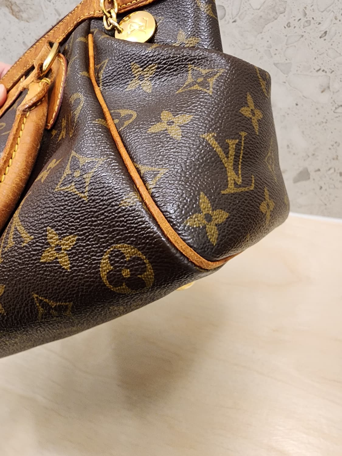 루이비통 모노그램 티볼리 PM 토트백 상품이미지2