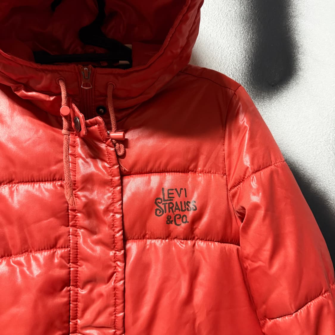 리바이스 올드스쿨 프린팅 디테일 푸퍼 패딩 자켓 상품이미지3