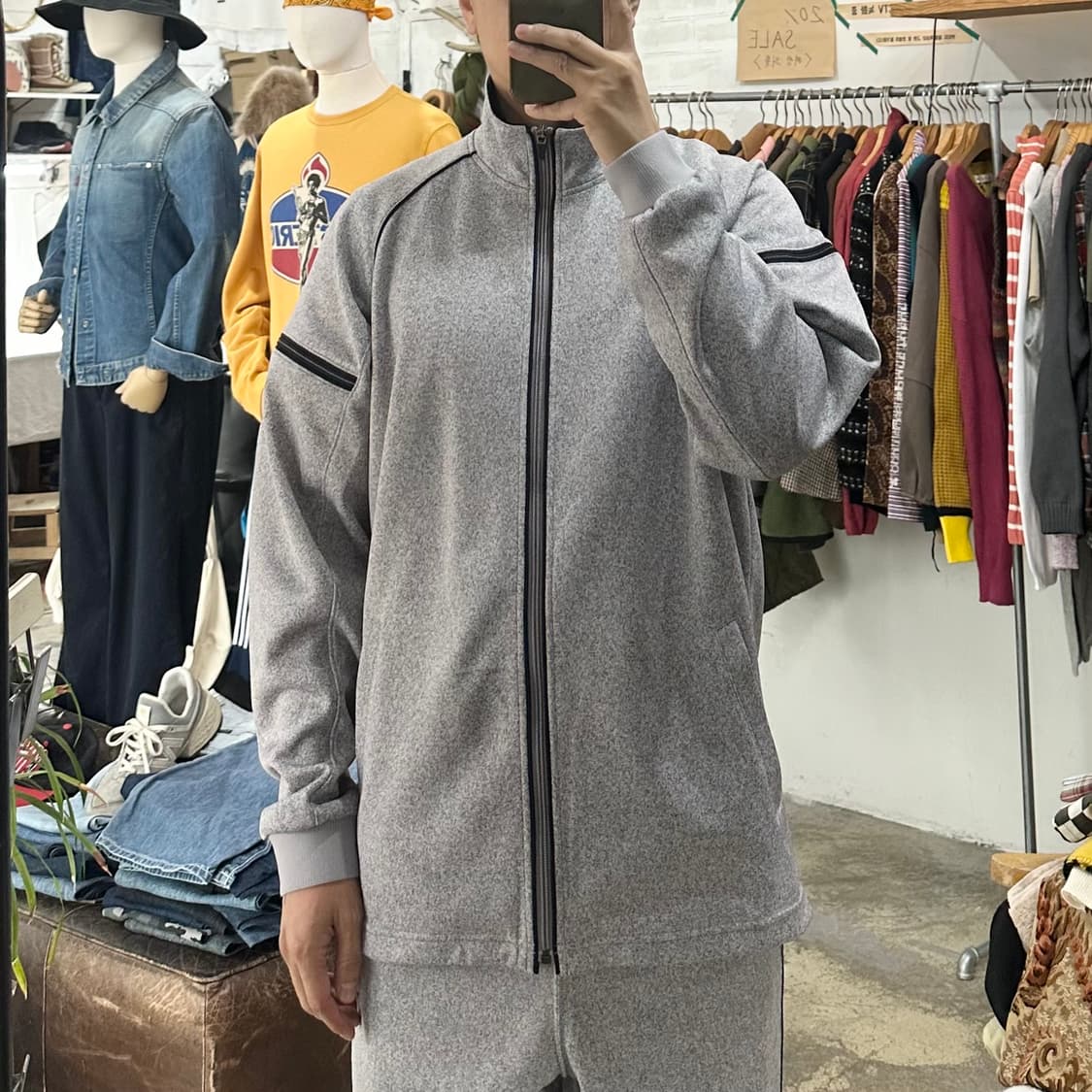 (착용컷) 나이키 올드스쿨 트랙 자켓 (남성용 100) 상품이미지3