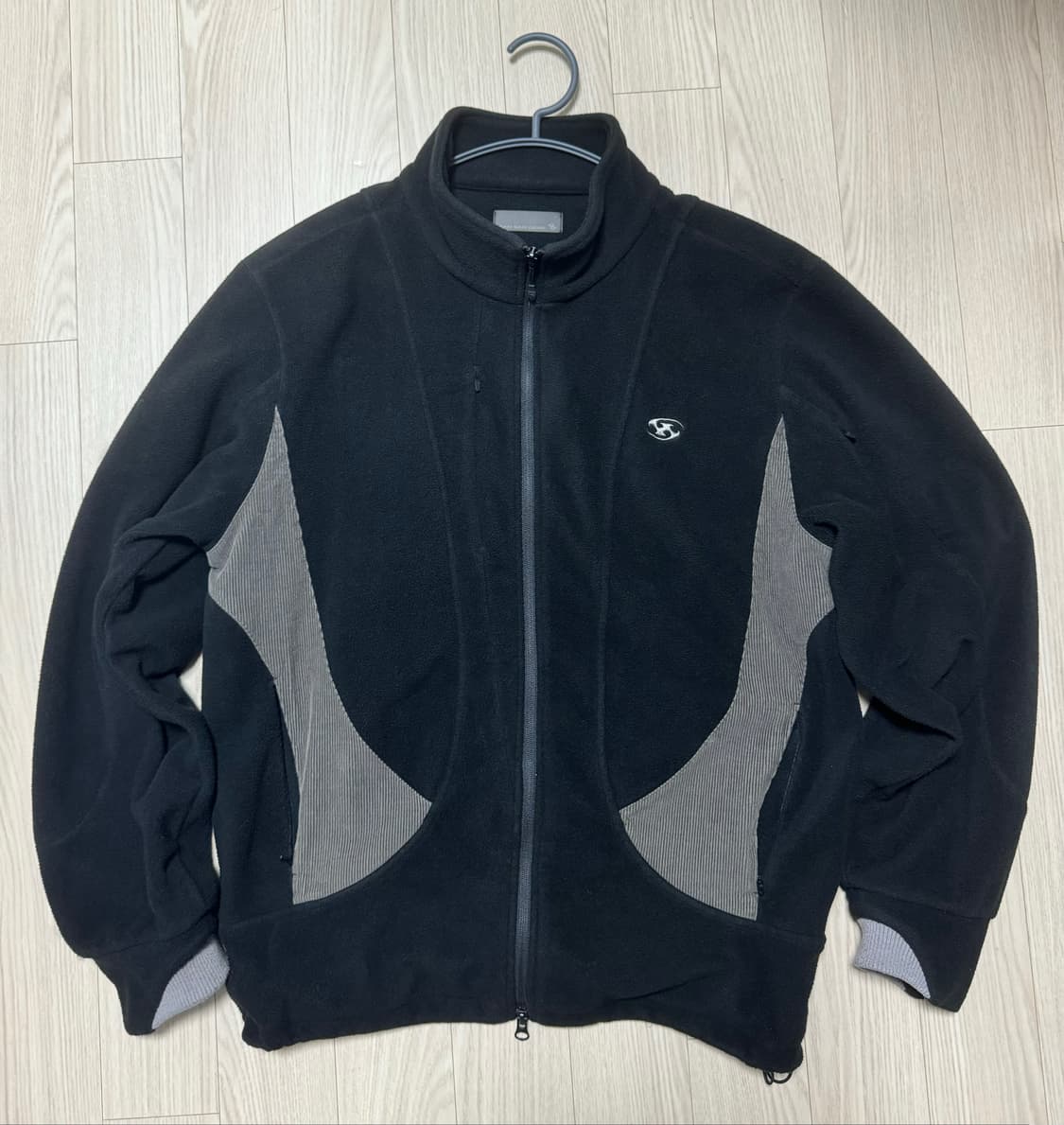 산산기어 24FW 플리스 후리스 블랙 2size 상품이미지2