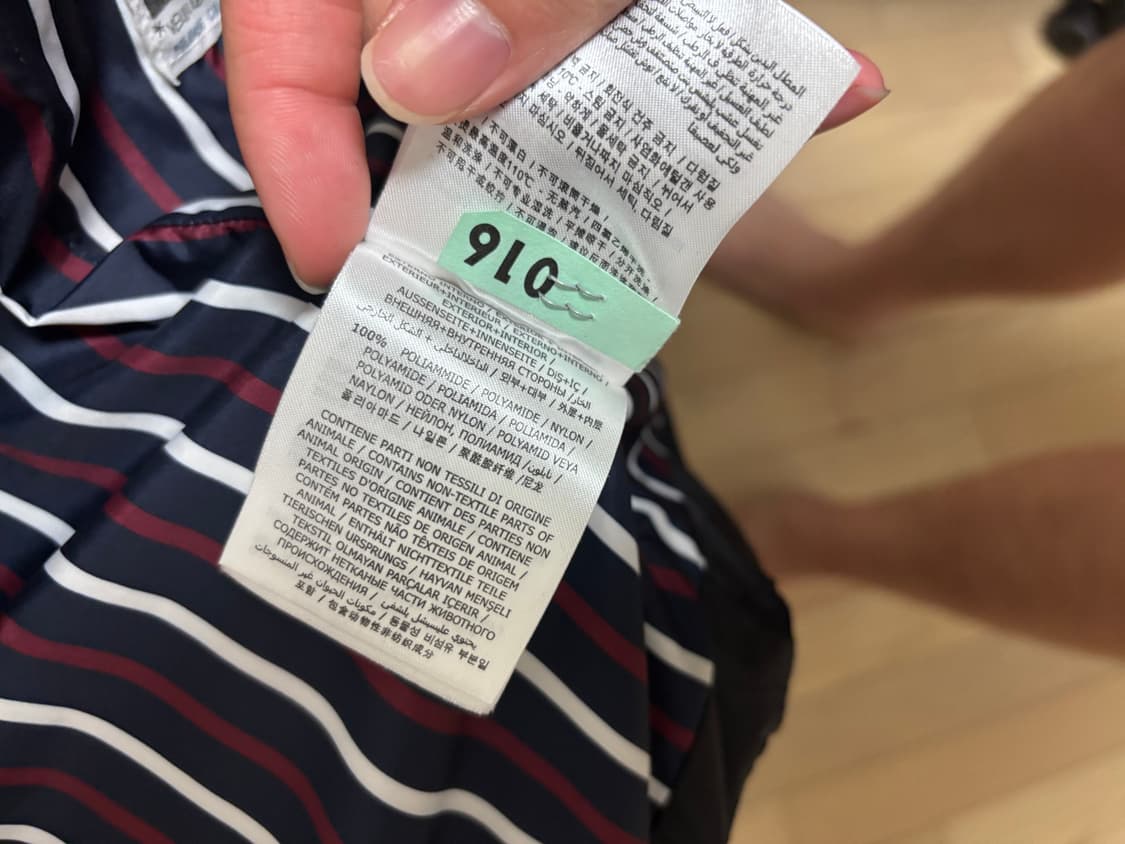 몽클레어 감마블루 블랙 경량패딩 상품이미지6