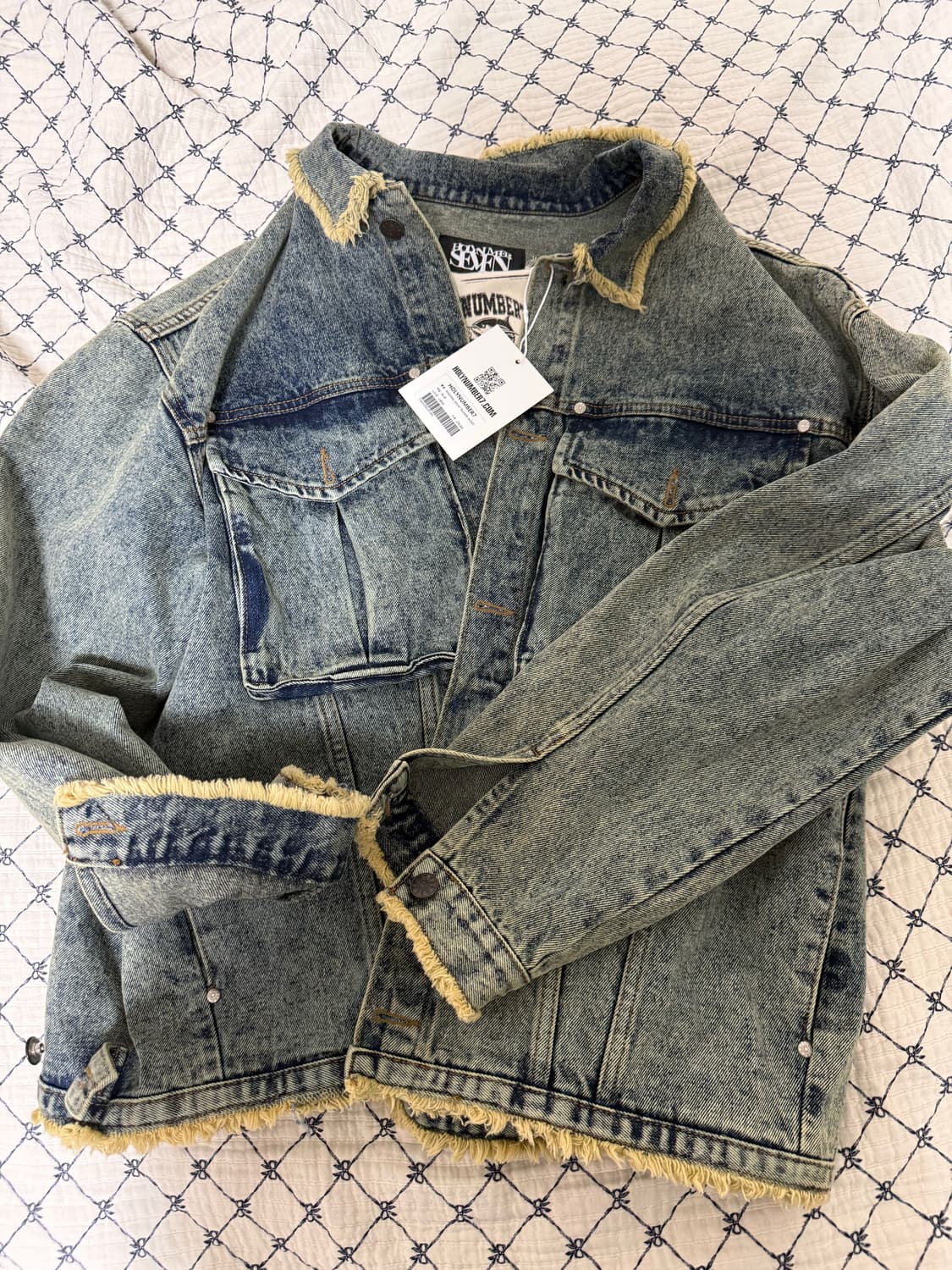 HOLY NUMBER 7 데님 트러커 L사이즈 데님자켓 팝니다 새상품 상품이미지1