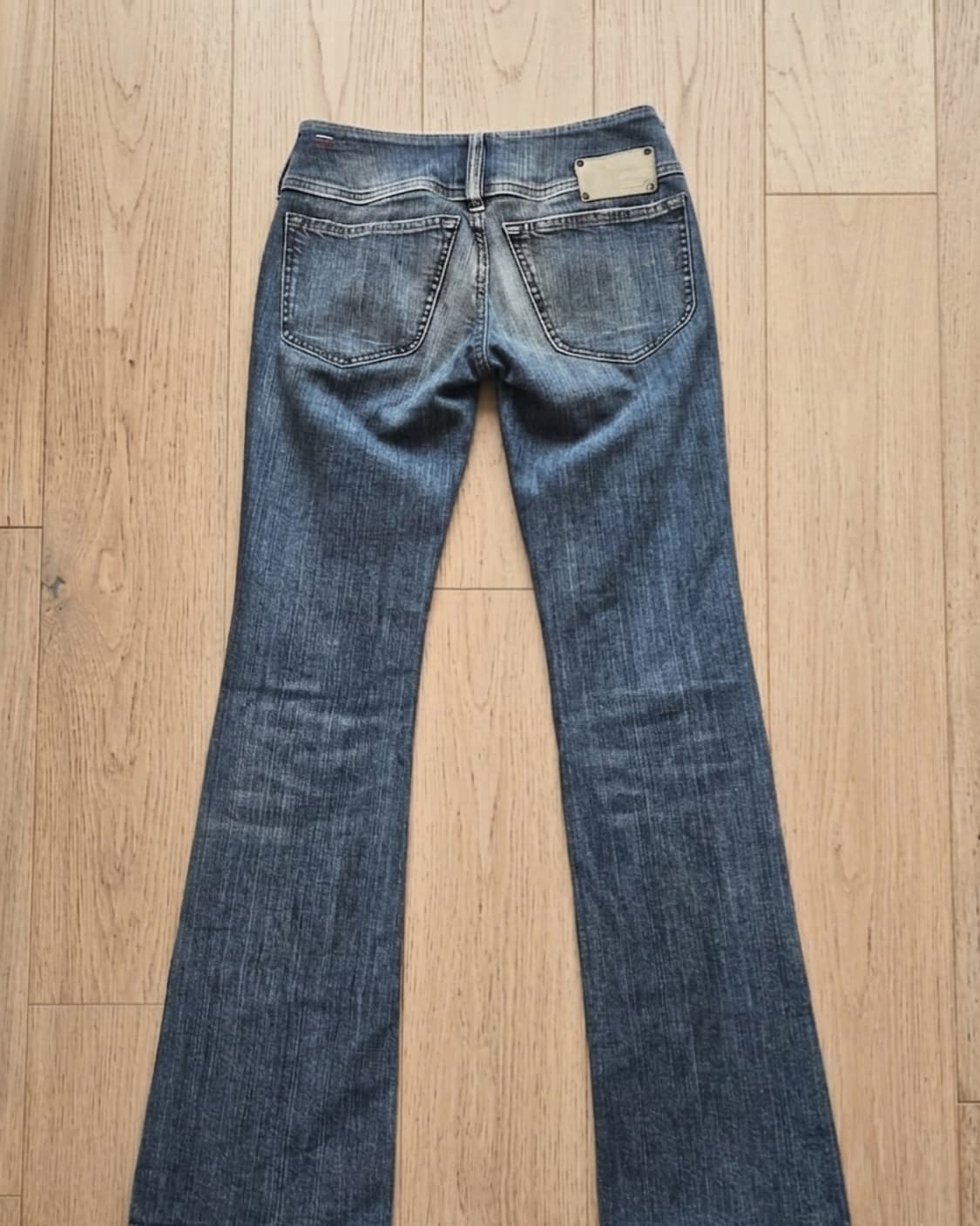 [Made in Italy] 디젤 CHEROCK 부츠컷 청바지 (W25 상품이미지2