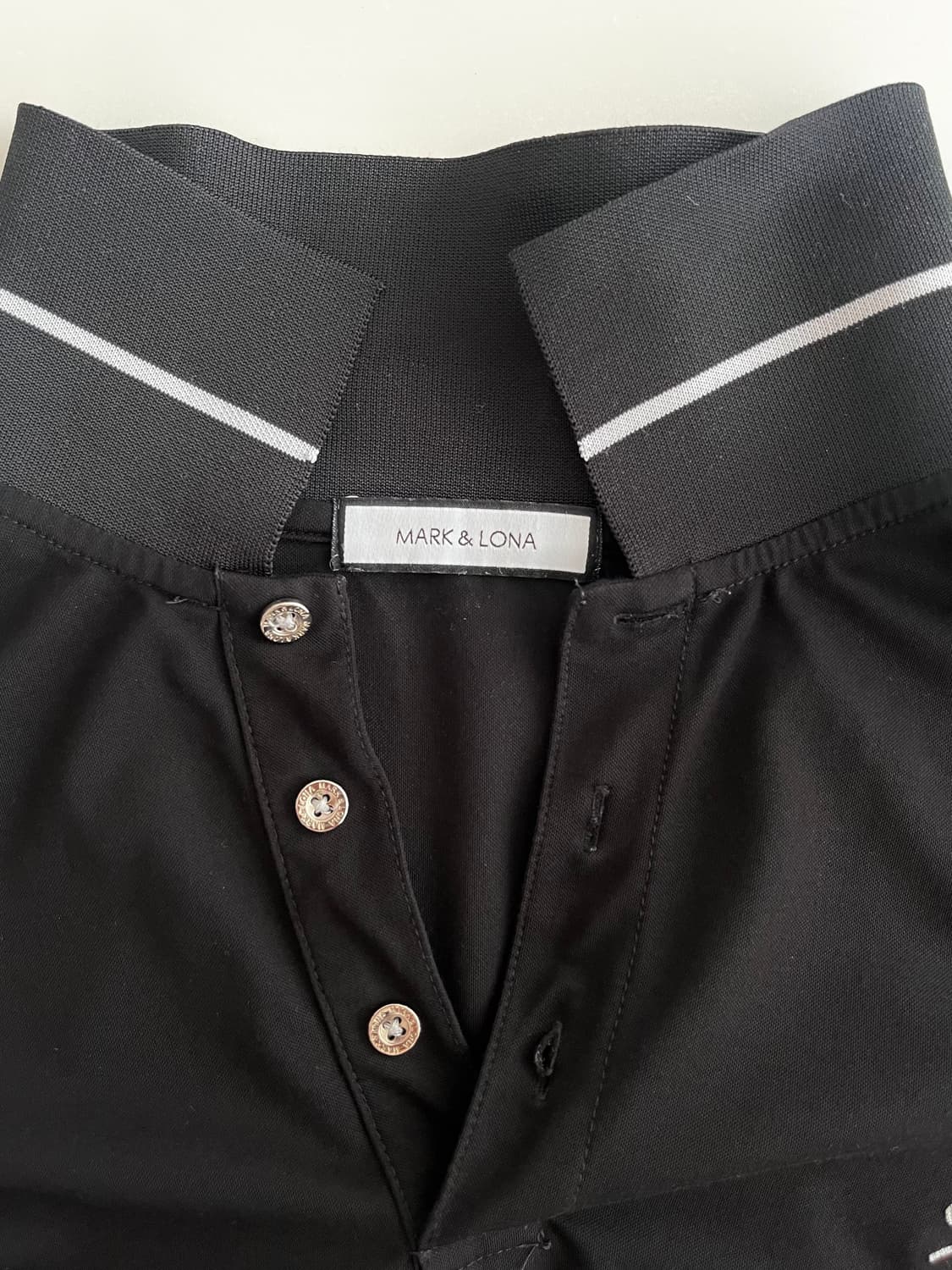 2XL) 마크앤로나 반팔 카라 티셔츠 블랙 상품이미지3