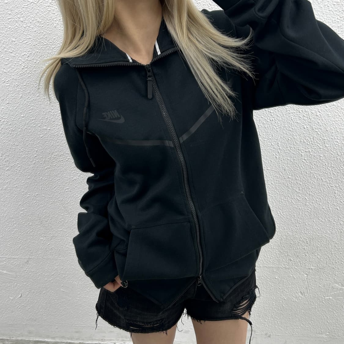 나이키 푸츄라 블랙 후드집업 L 상품이미지1