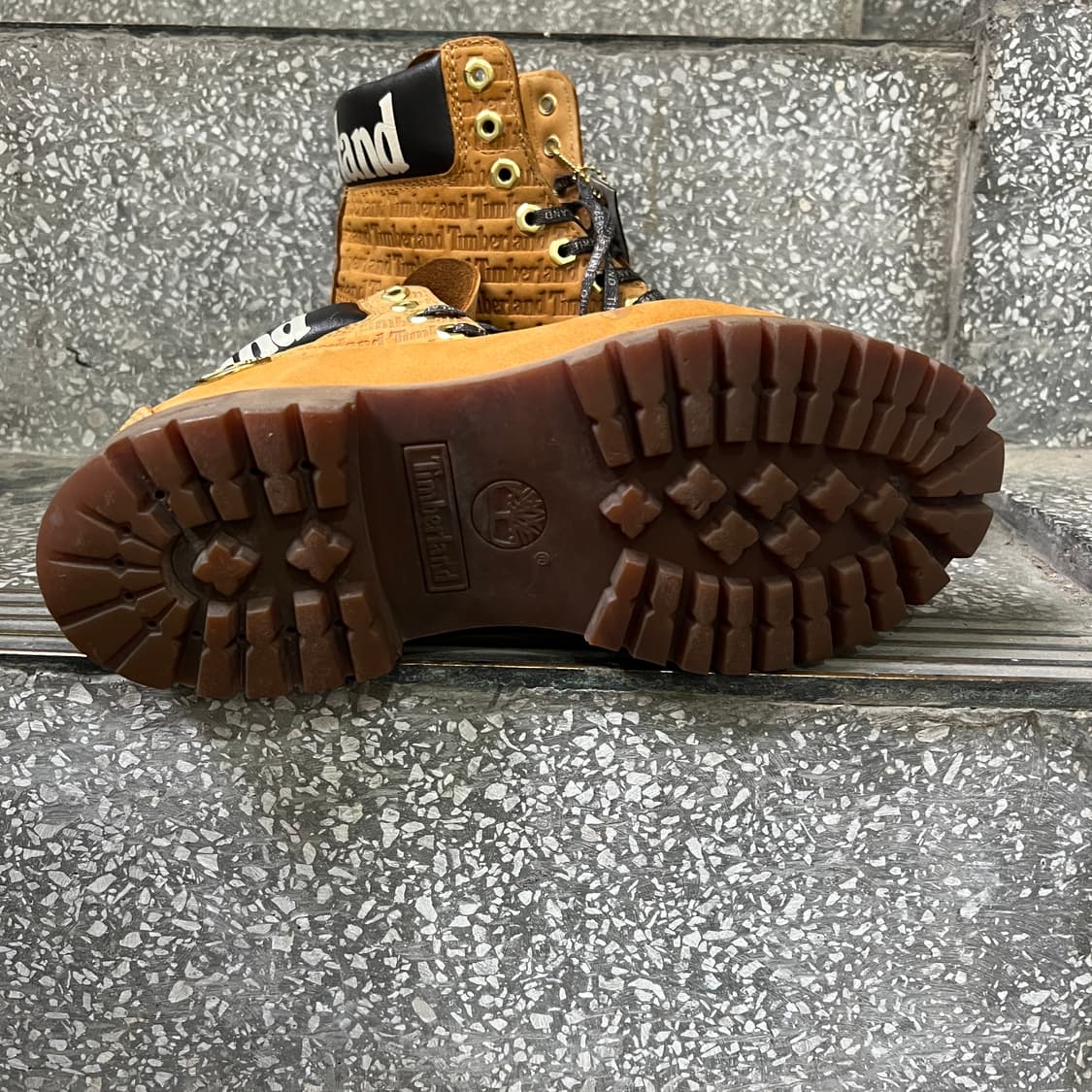 팀버랜드 6인치 로고 레터링 부츠 상품이미지7