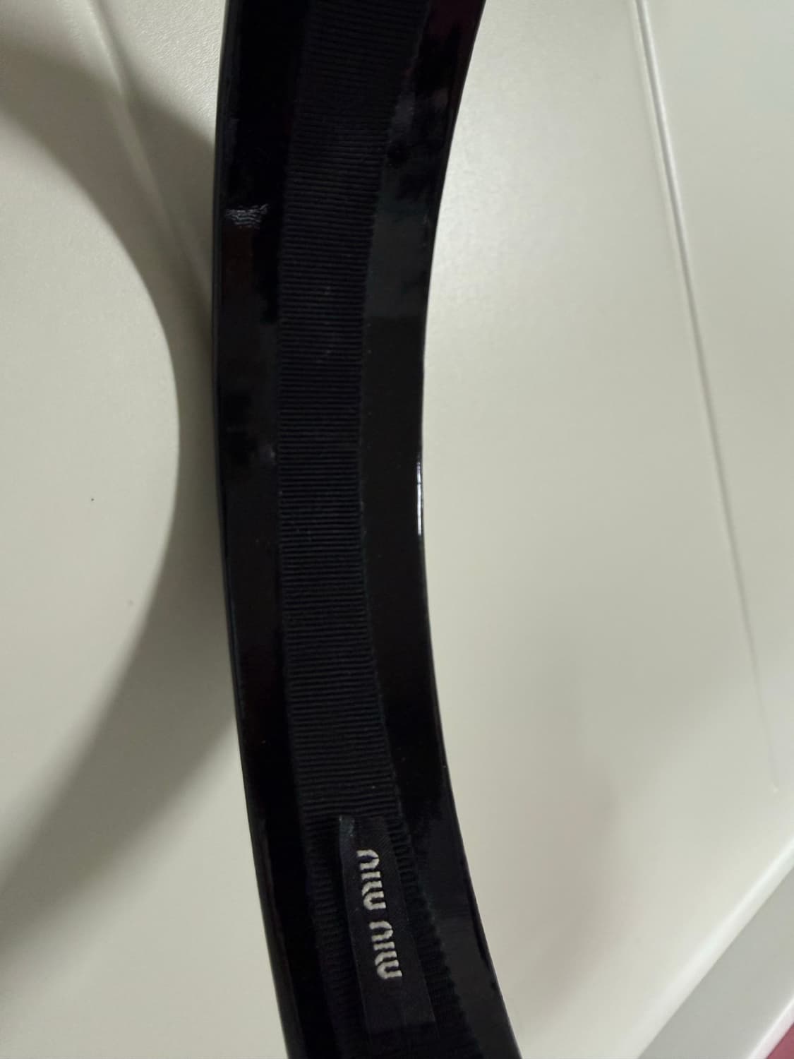 페이턴트 가죽 헤드밴드 미우미우(정품) 상품이미지5