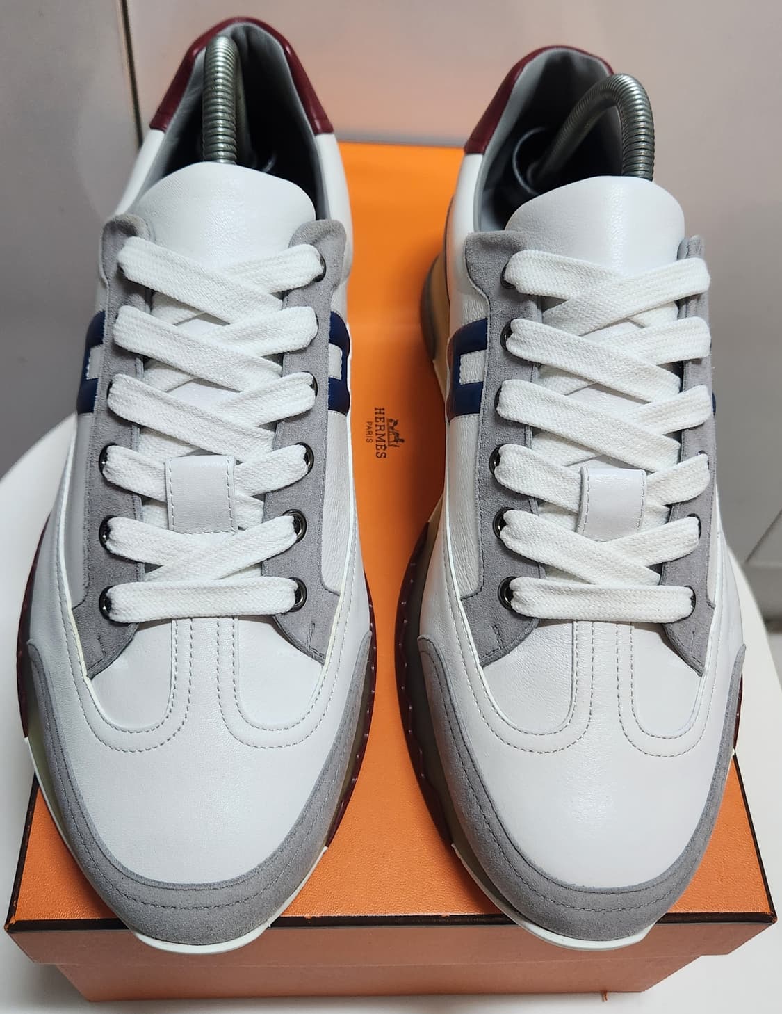 [정품] 에르메스 트레일 스니커즈 카프스킨 멀티꼴로르 블랑42.5 새상품 상품이미지1