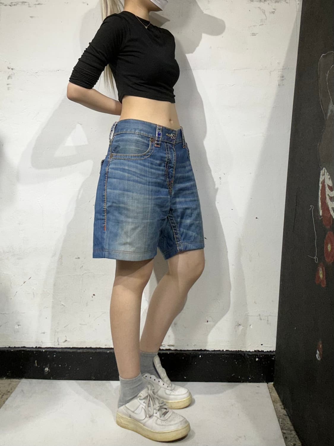 트루 릴리전 중청 와이드 하프 버뮤다 팬츠 커스텀 자수 반바지  상품이미지1