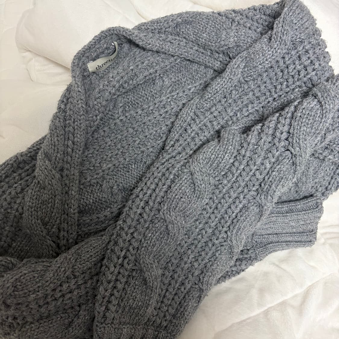 쓰리타임즈 케이블 볼레로 그레이 23 상품이미지2