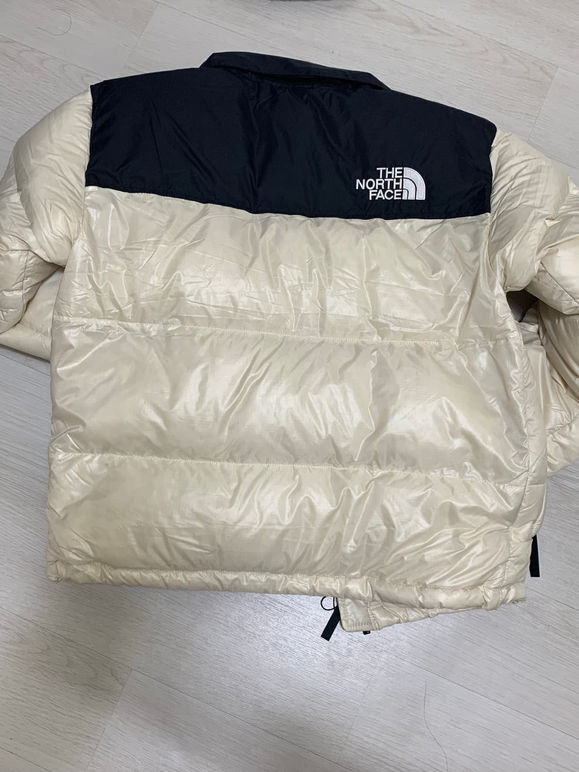 (새상품) 노스페이스 1996 에코 눕시 크림s 상품이미지4