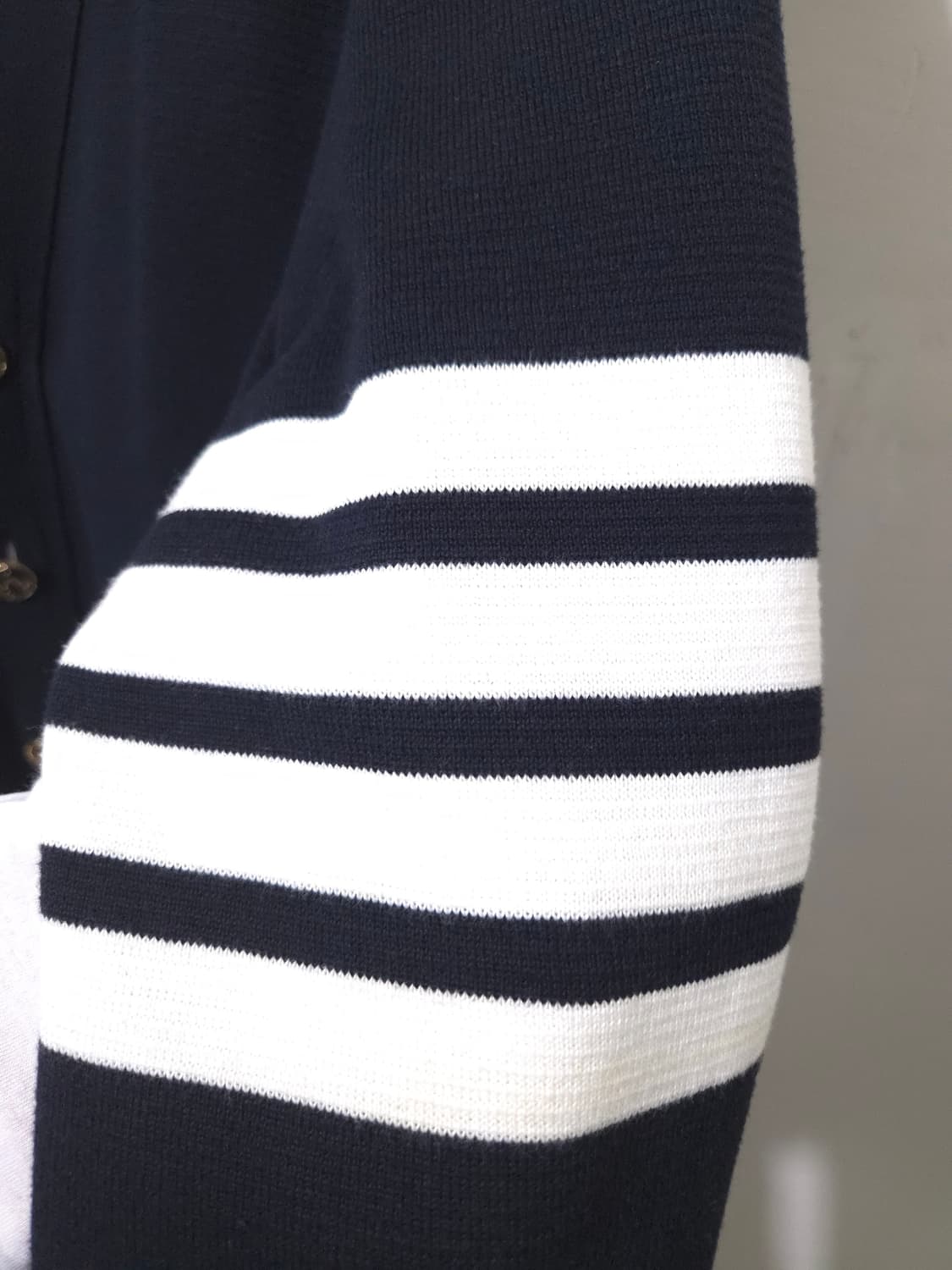 [새상품급, 3Size] 톰브라운 밀라노스티치 금장 가디건  상품이미지7