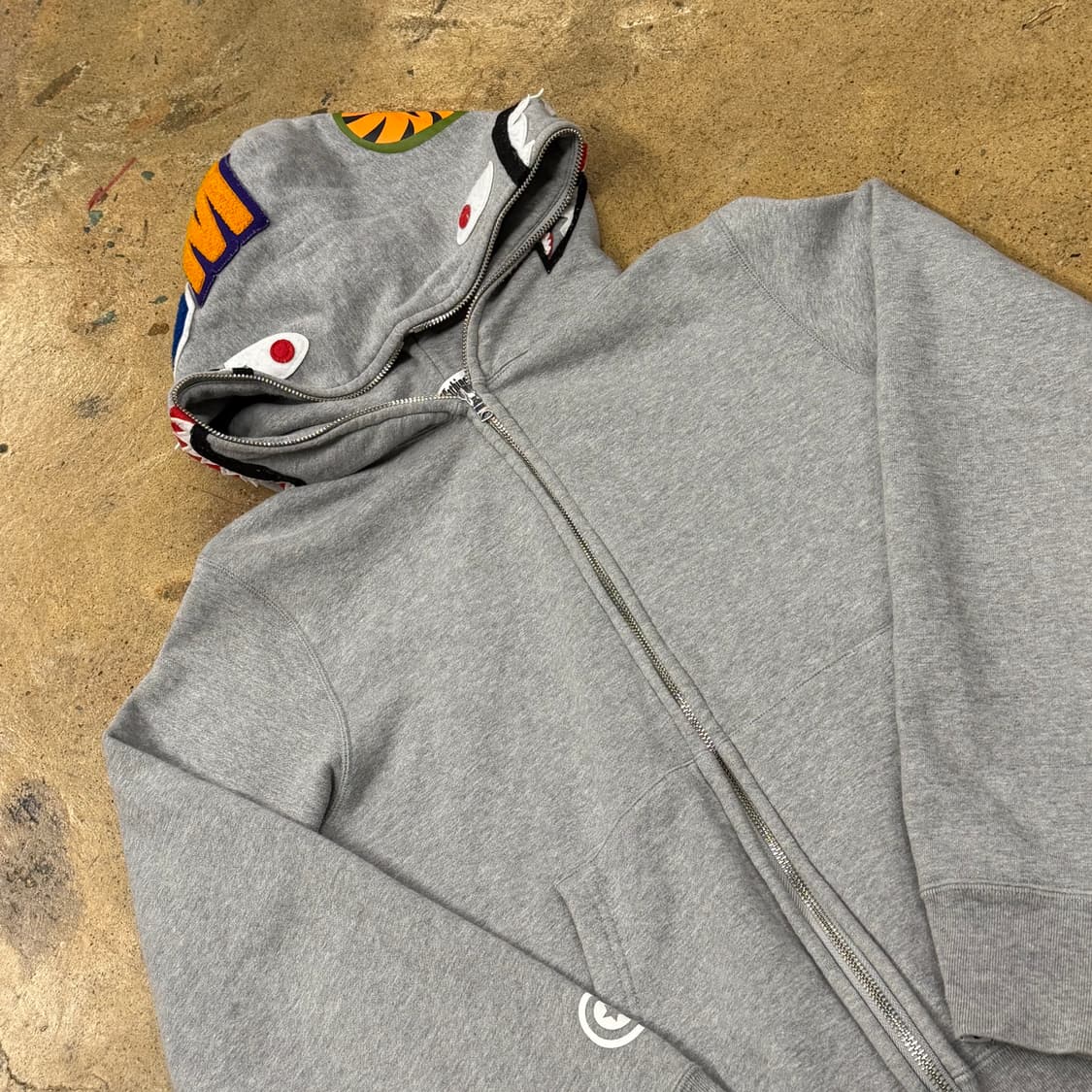 베이프 샤크 풀 집 후드집업 그레이 상품이미지1