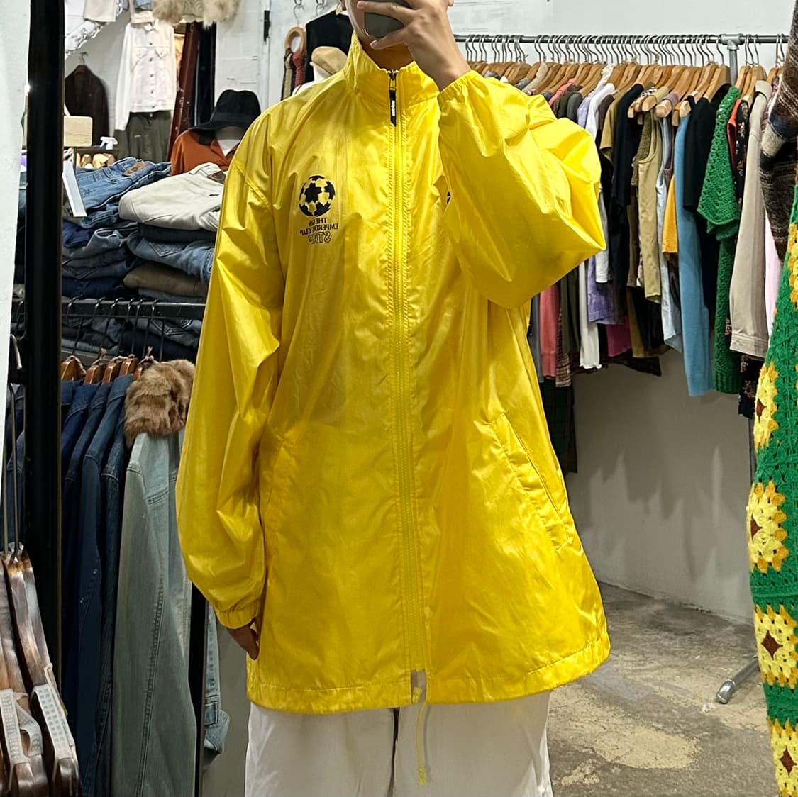 (착용컷) 아디다스 바람막이 자켓 (남성용 110) 상품이미지3