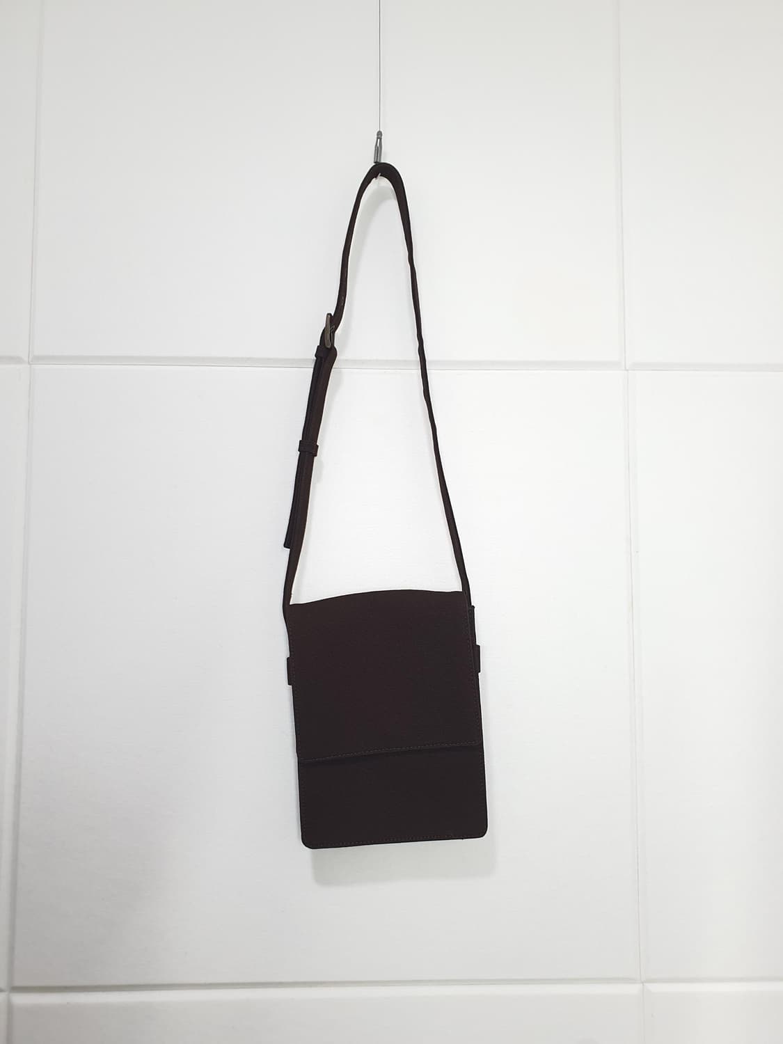 스튜디오톰보이 브라운 패브릭 미니 크로스백 상품이미지1