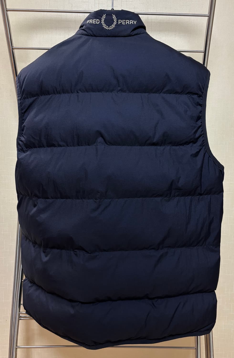 프레드페리 패딩 베스트 상품이미지2