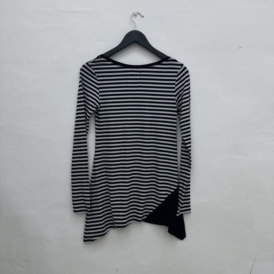Stripe skull unbalanced long sleeve 상품이미지6