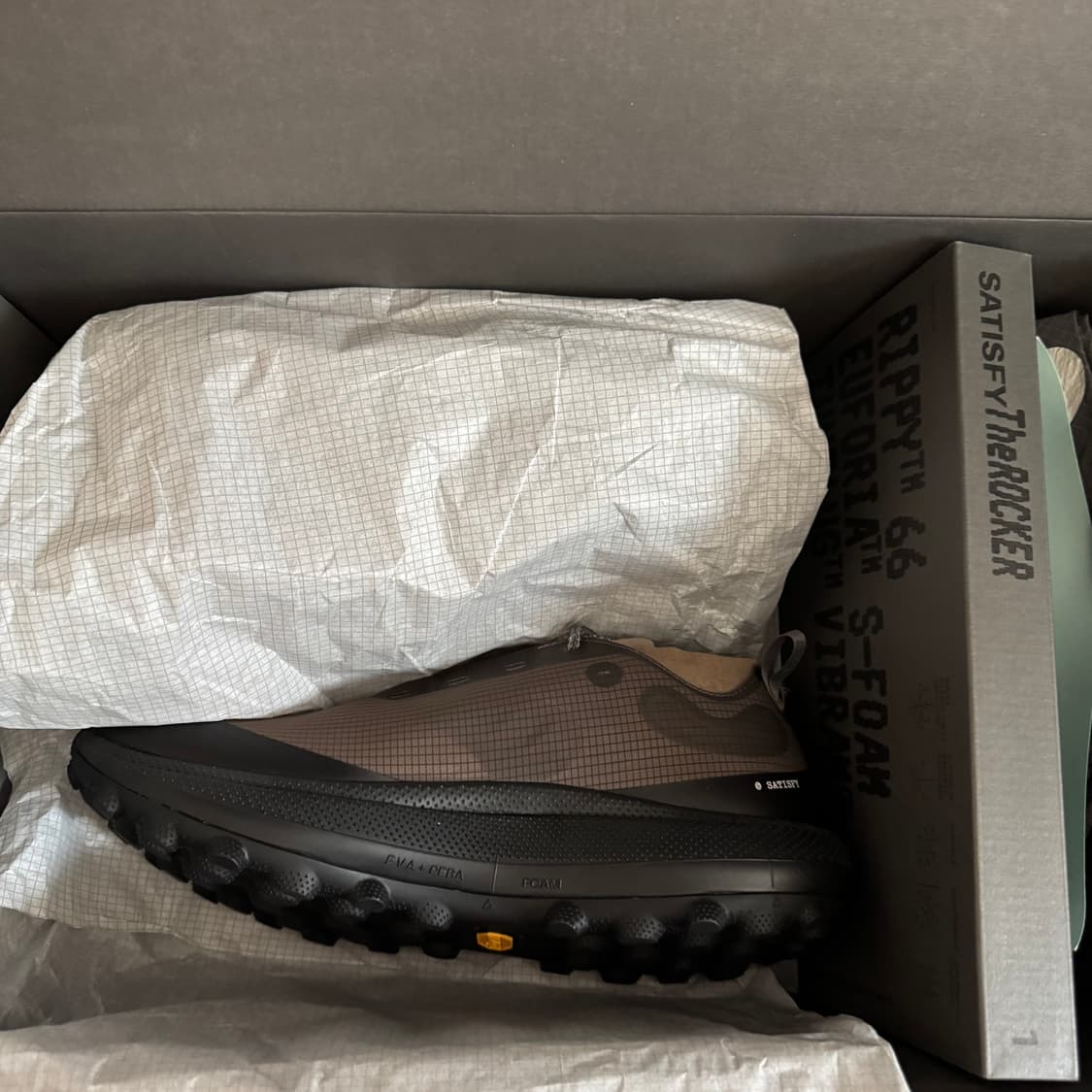 [275 ->  270, 265] 교환 새티스파이 더라커 팔콘 상품이미지1