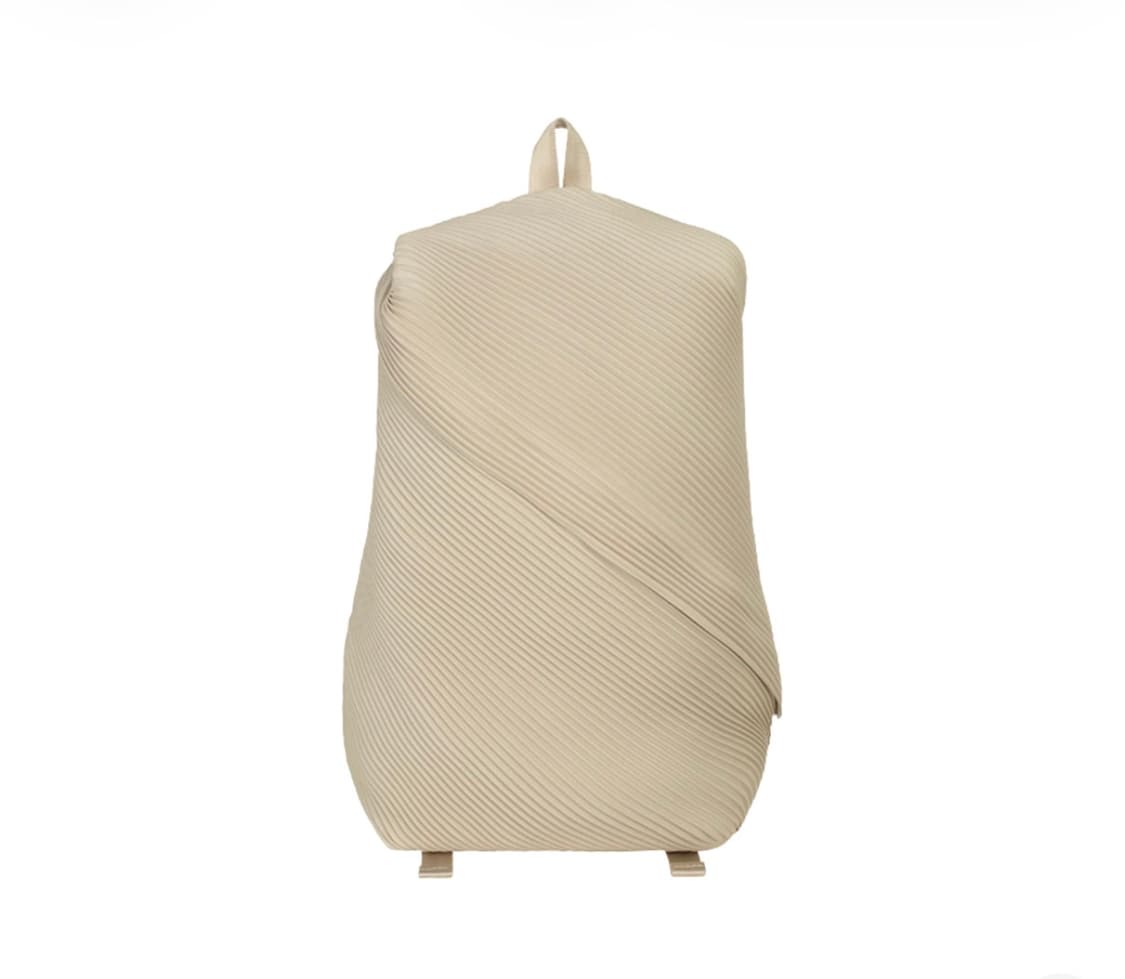 플리츠 플리즈 이세이 미야케 바이아스 플리츠 백팩 라이트 베이지 상품이미지1