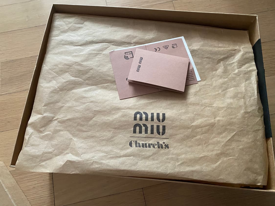 미우미우 처치스 몽크 브로그 블랙 상품이미지10