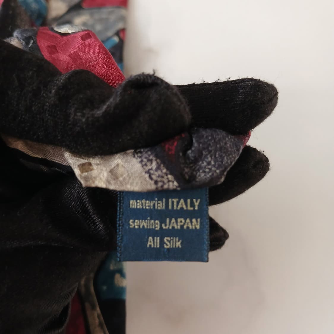 프레스코 실크 레드 패턴 넥타이 9.5cm A+~A등급 A18956
 상품이미지6