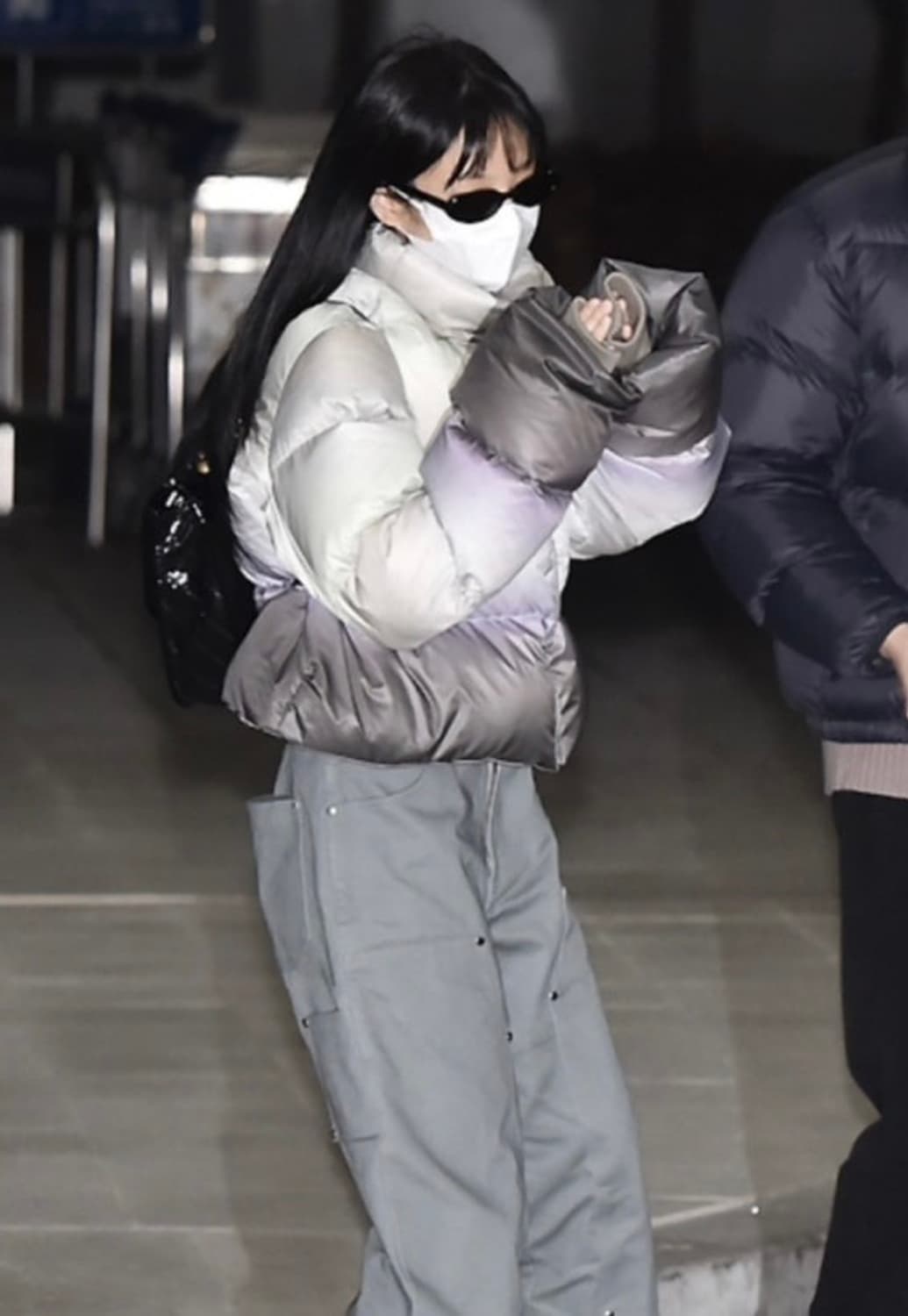 더오픈프로덕트 옴브레 제니 푸퍼 패딩 자켓 상품이미지4