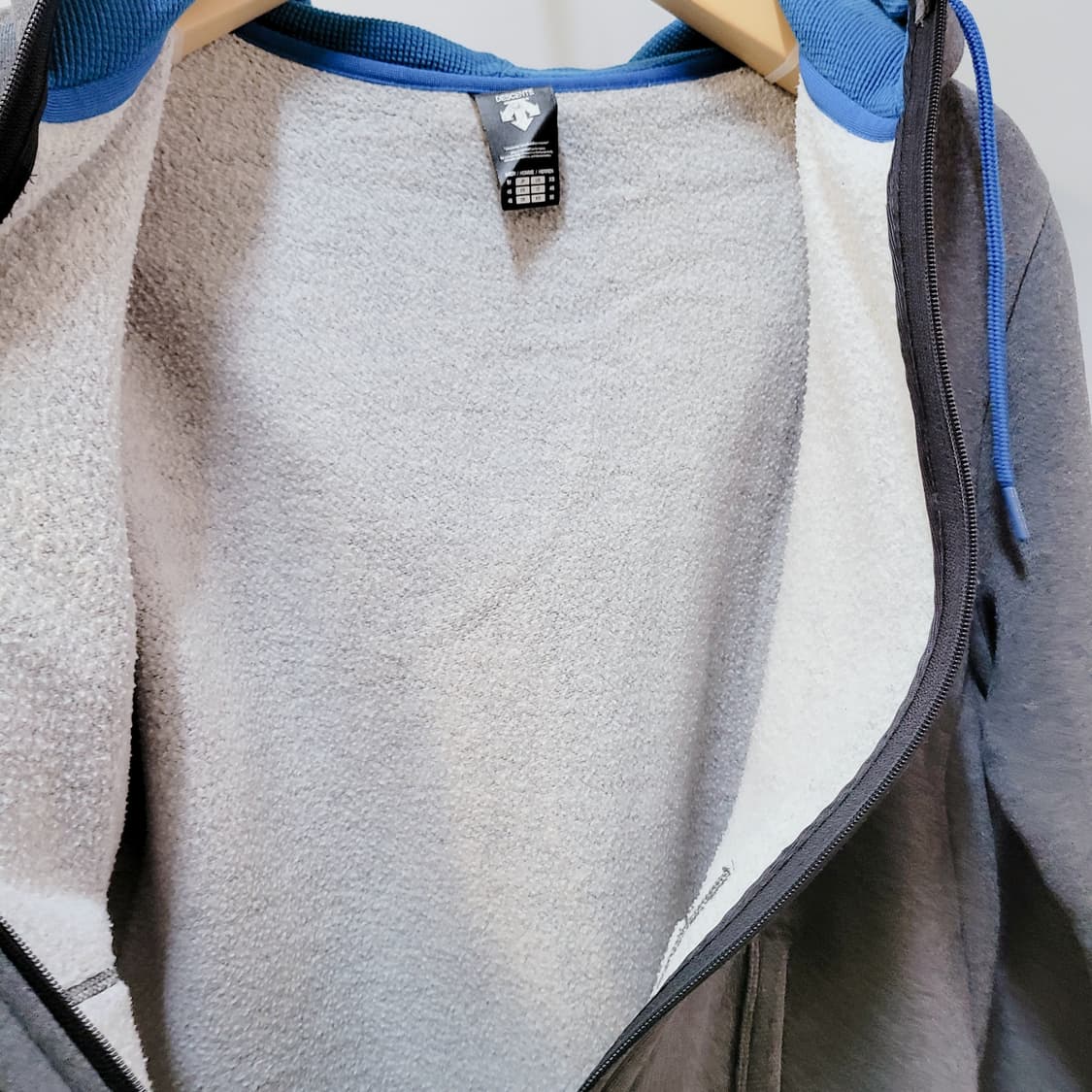 95~100) 데상트 기모 후드집업  상품이미지6