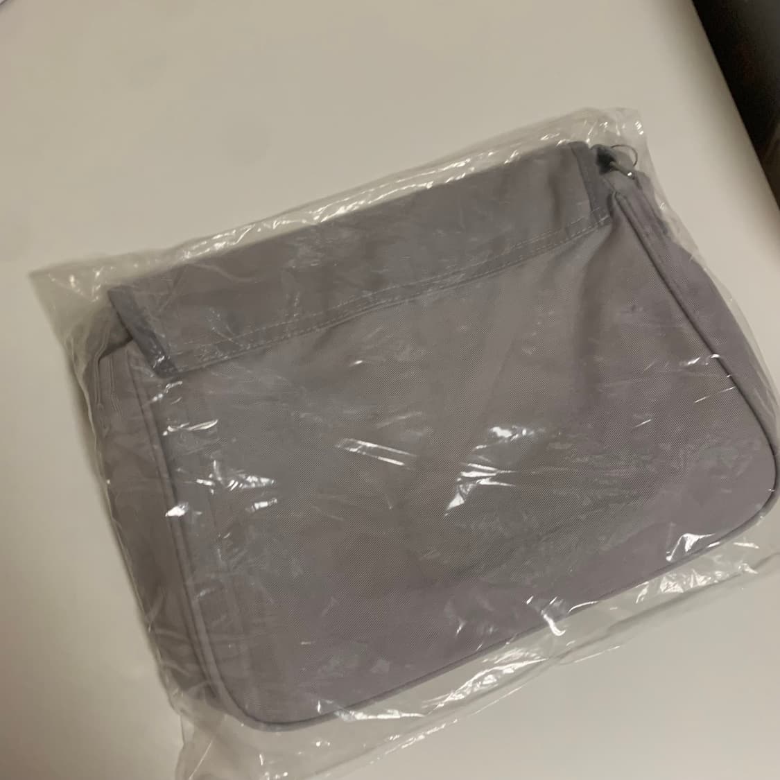 지초이 메신저백 팝니다 상품이미지3