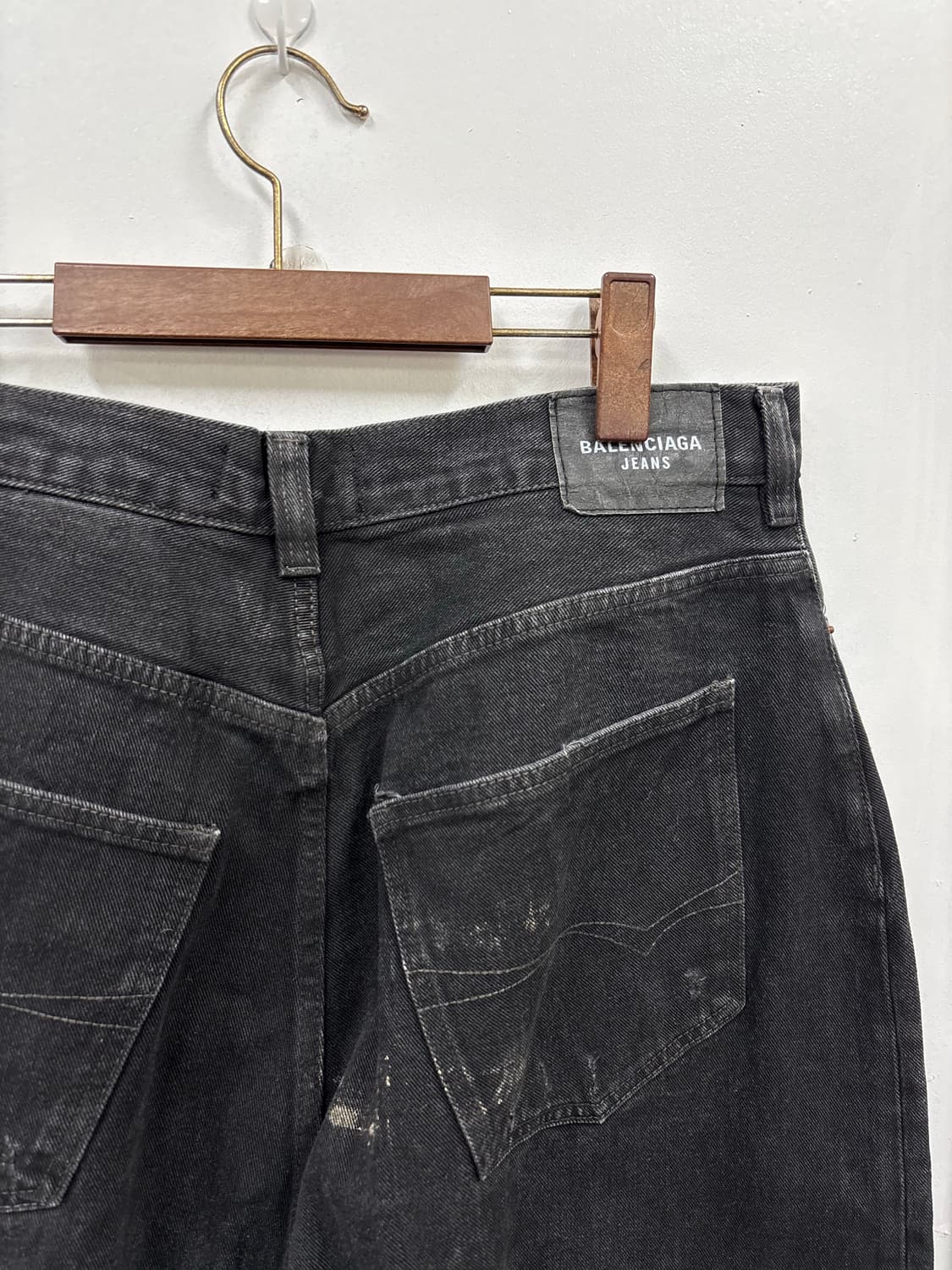 발렌시아가 배기 코티드 데님팬츠 상품이미지5