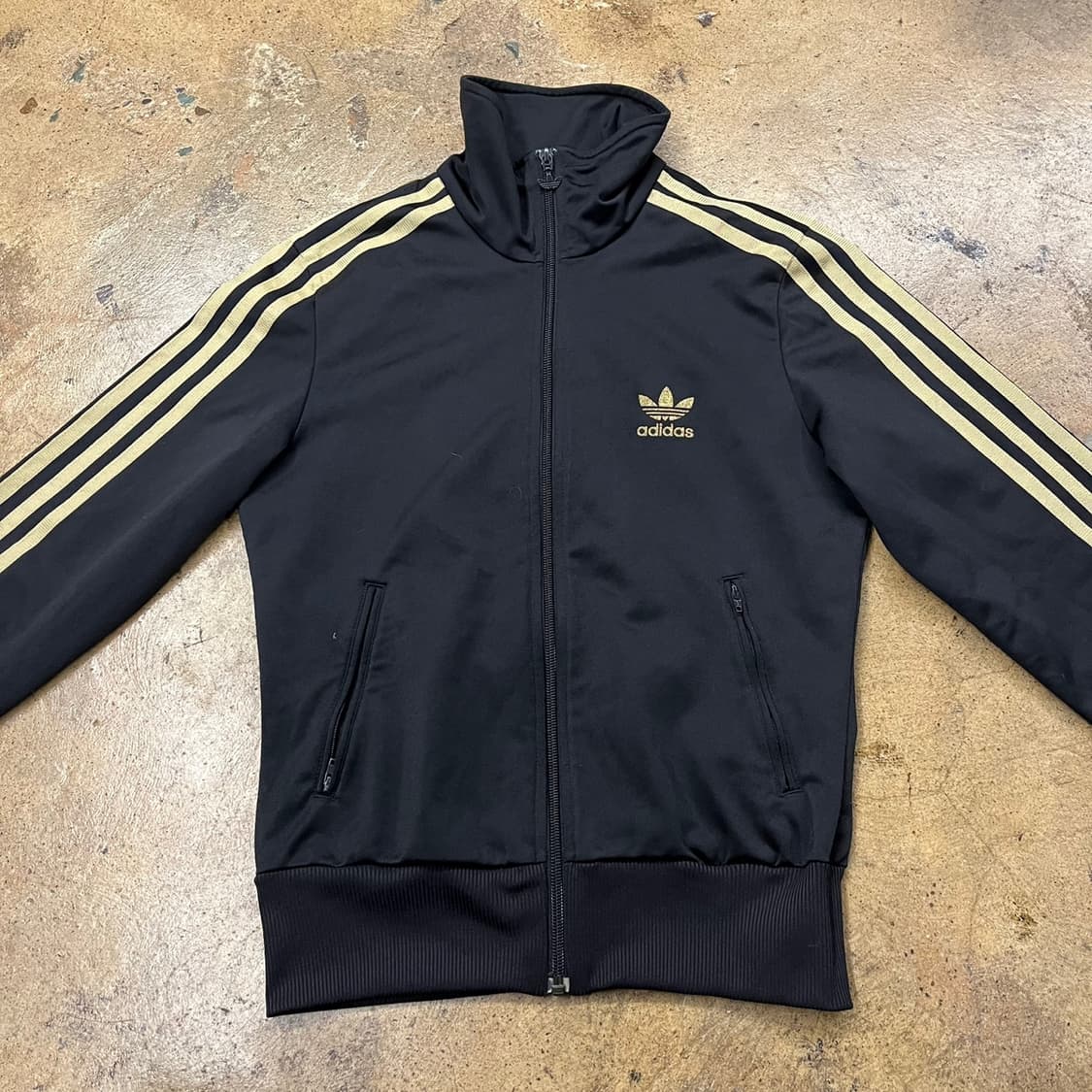 [정품/90] 아디다스 블랙 골드 삼선 검골 져지 트랙탑 b10 상품이미지3