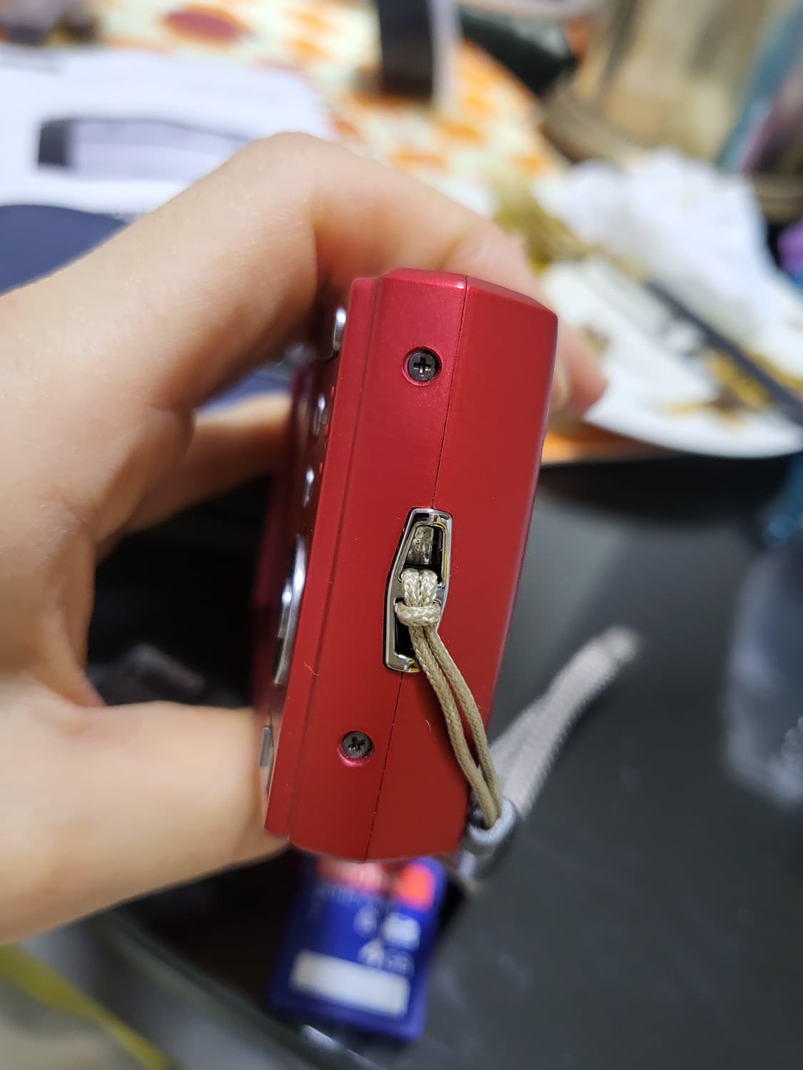 Casio QV-R100  디지털카메라 새제품같은 중고 상품이미지3