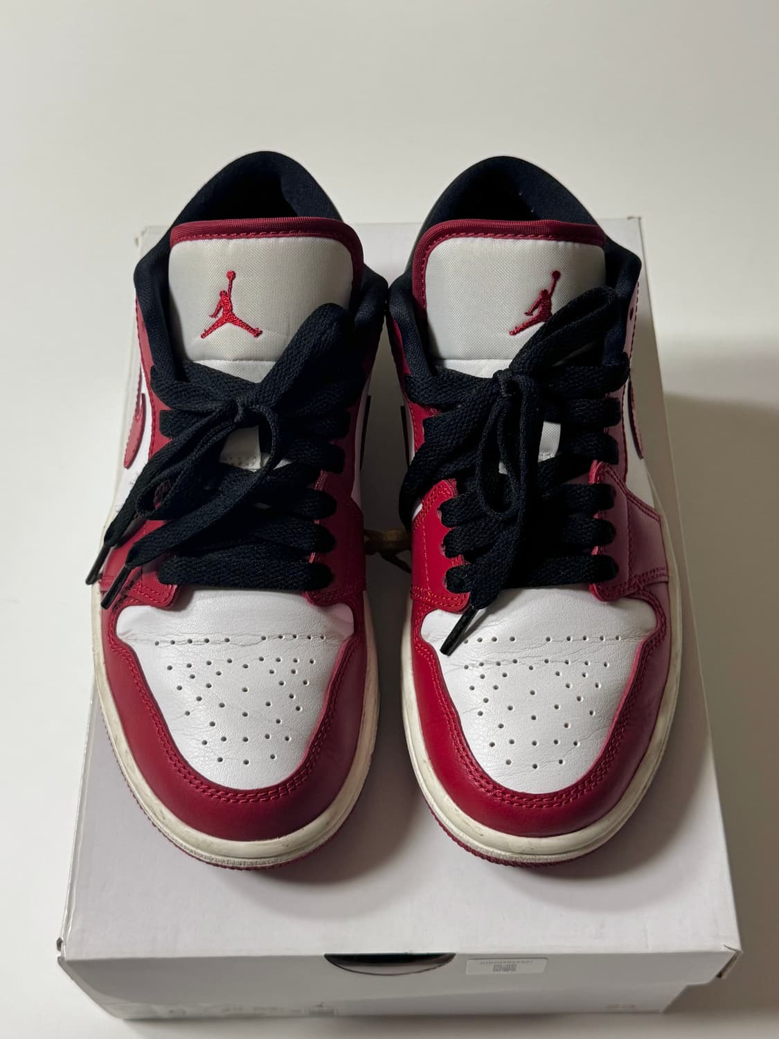 [230] 조던 1 로우 화이트 짐레드 상품이미지2