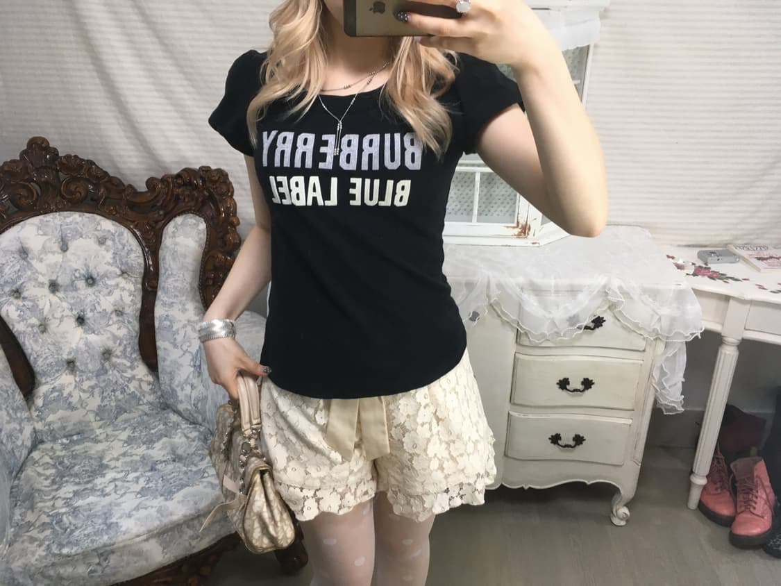 버버리 블루라벨 블랙 퍼프 반팔 상품이미지2