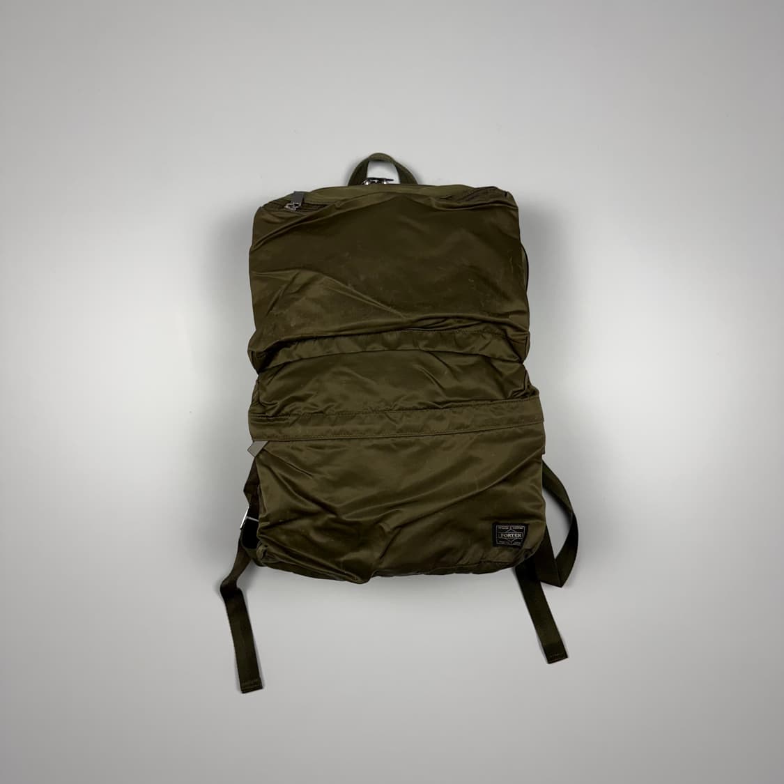 요시다포터 프레임(FRAME) 데이팩 백팩 올리브 상품이미지1