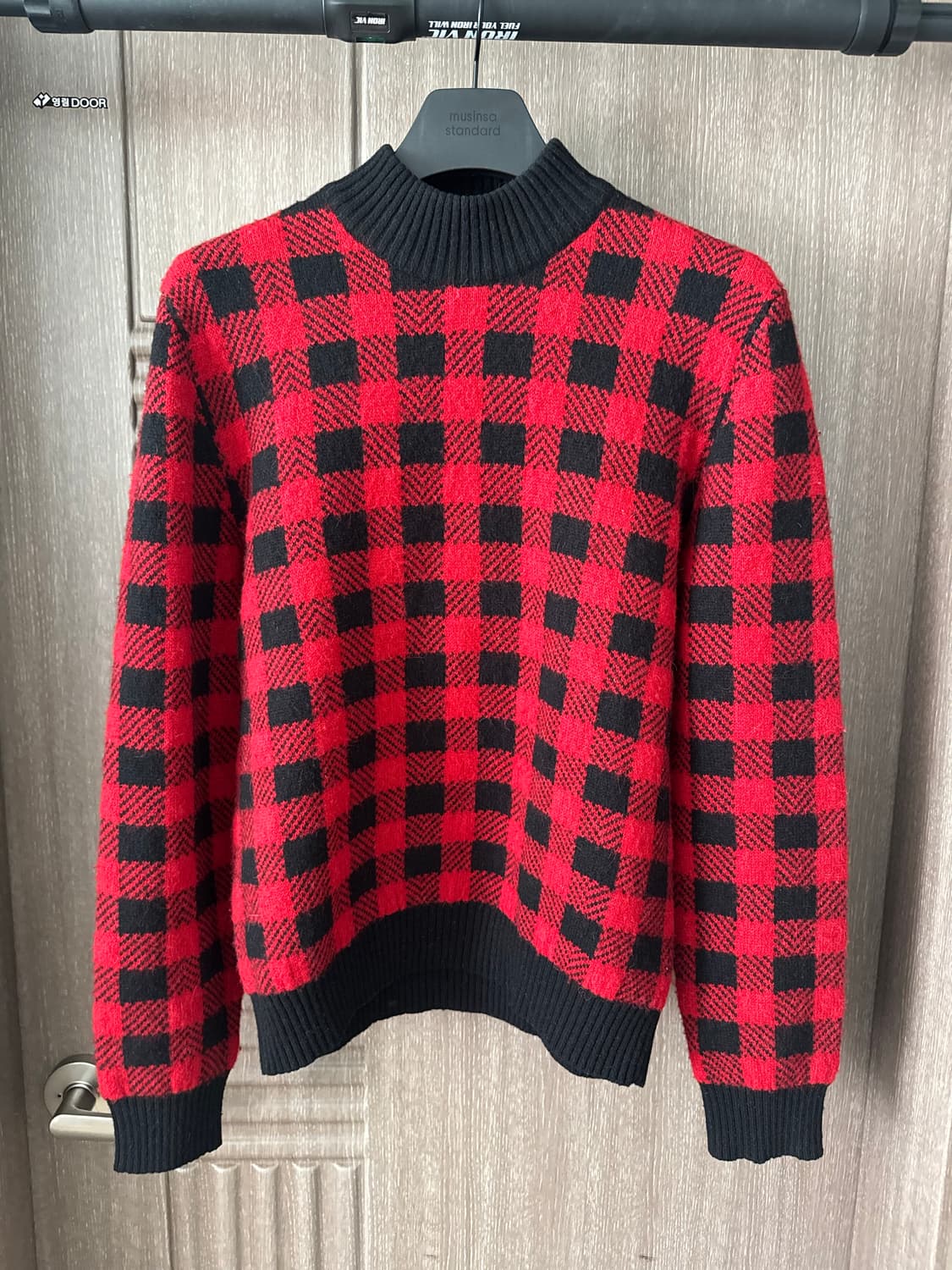 생로랑 14시즌 에디슬리먼 모크넥 체크니트 M 상품이미지1