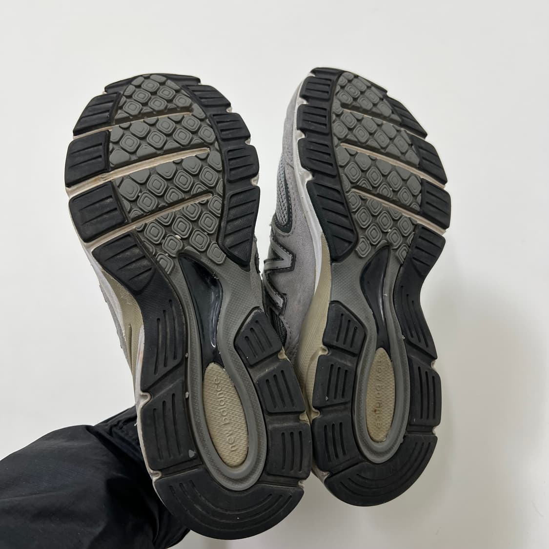 NB 뉴발란스 USA 990 V4 그레이 상품이미지6