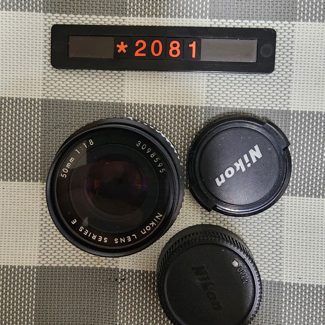 니콘 마운트 시리즈 E 50mm 1.8단렌즈 상품이미지1