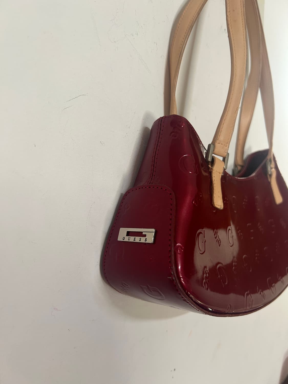 게스 숄더백  상품이미지2