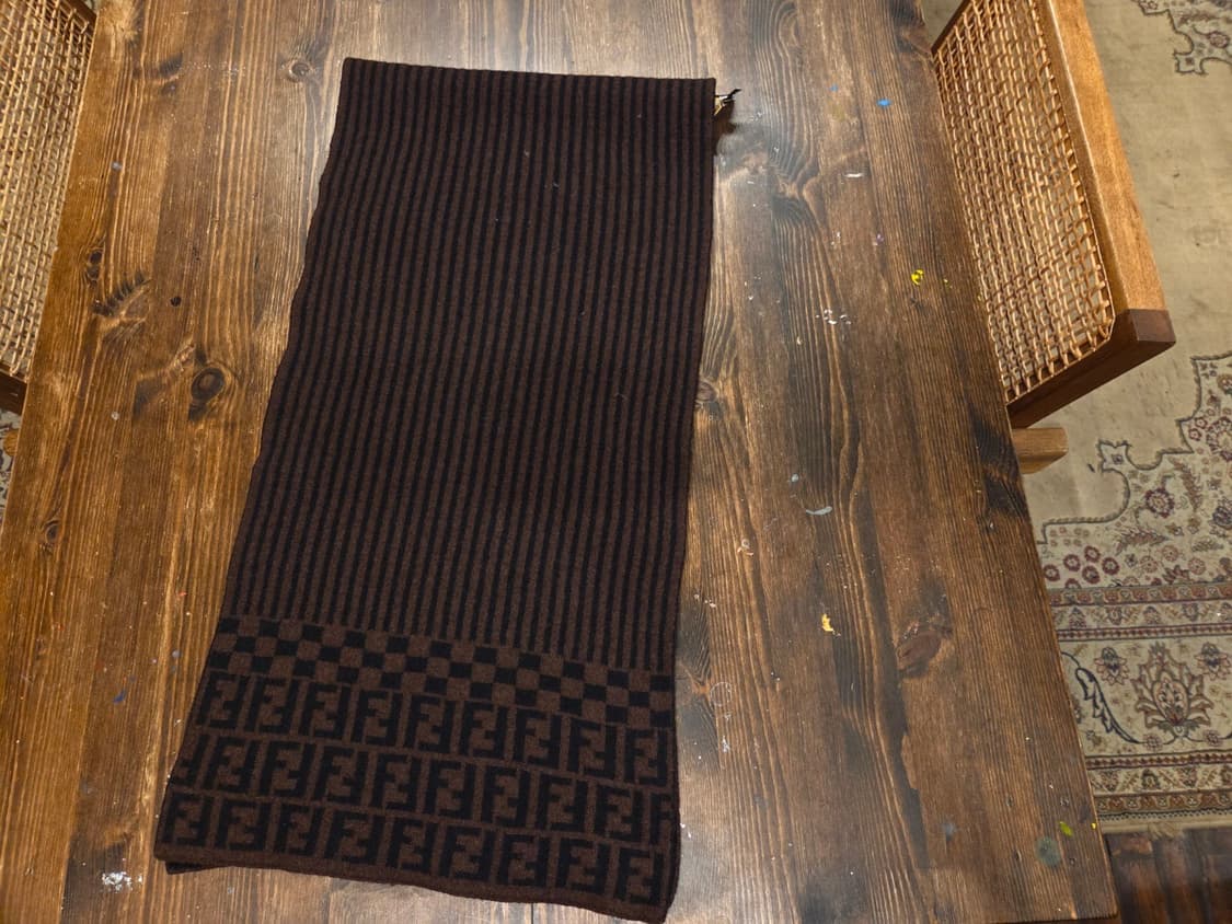 펜디 클래식 머플러 상품이미지8