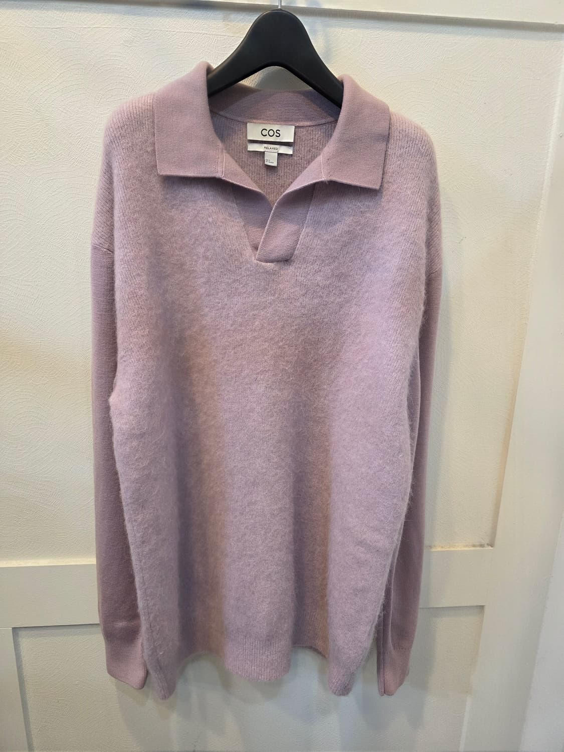 COS 오픈카라 더스트핑크 니트 티셔츠 상품이미지3