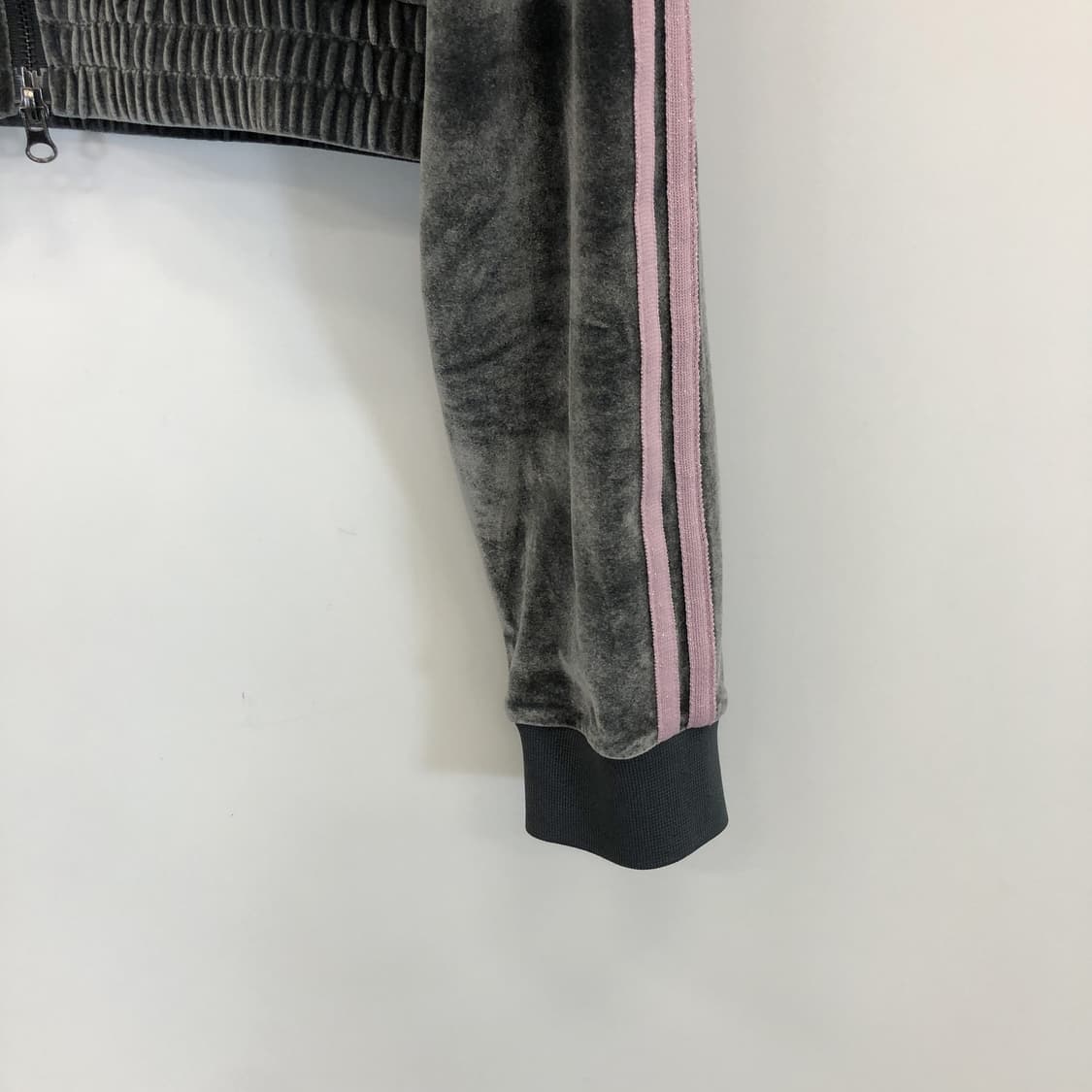 NERDY 널디 크롭 벨벳져지 M 상품이미지3