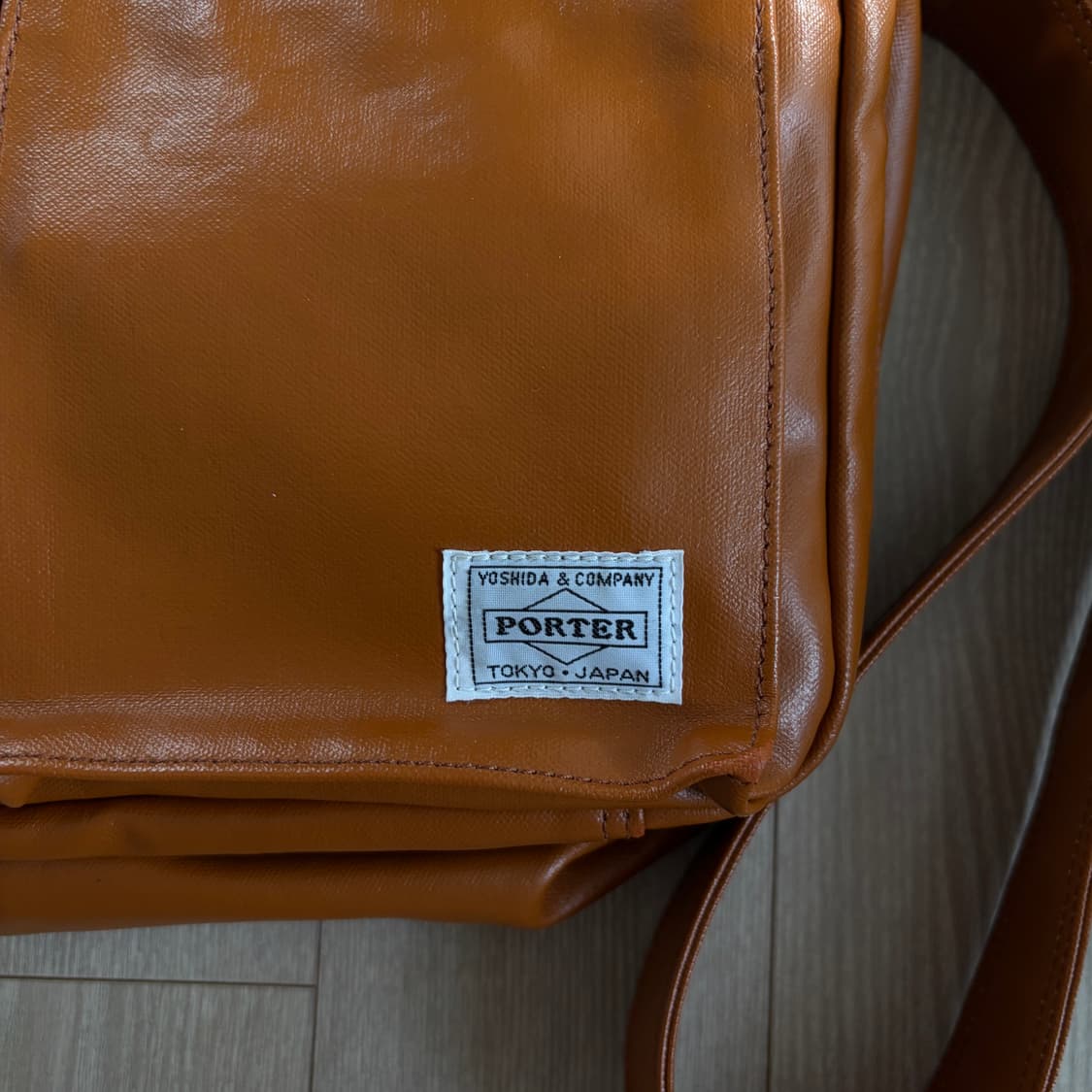 요시다포터 porter 프리스타일 숄더백 L 카멜 상품이미지3