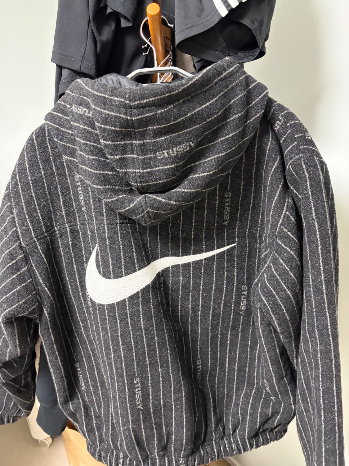 스투시X나이키 콜라보 후드자켓 상품이미지3