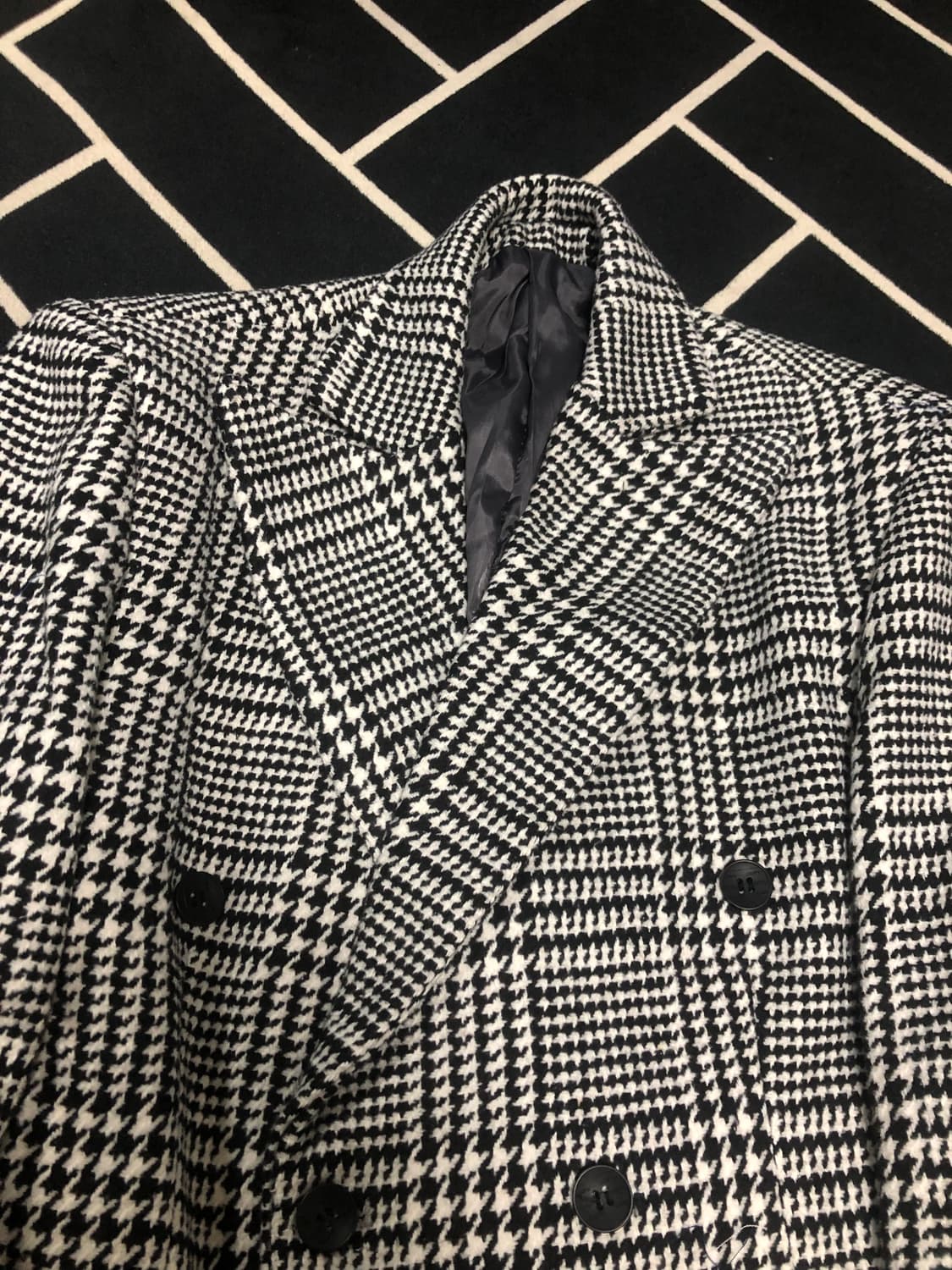 톰st (새제품) 프리미엄 피크드라펠 더블코트/몽클레어 스톤 발망 프라다 상품이미지5