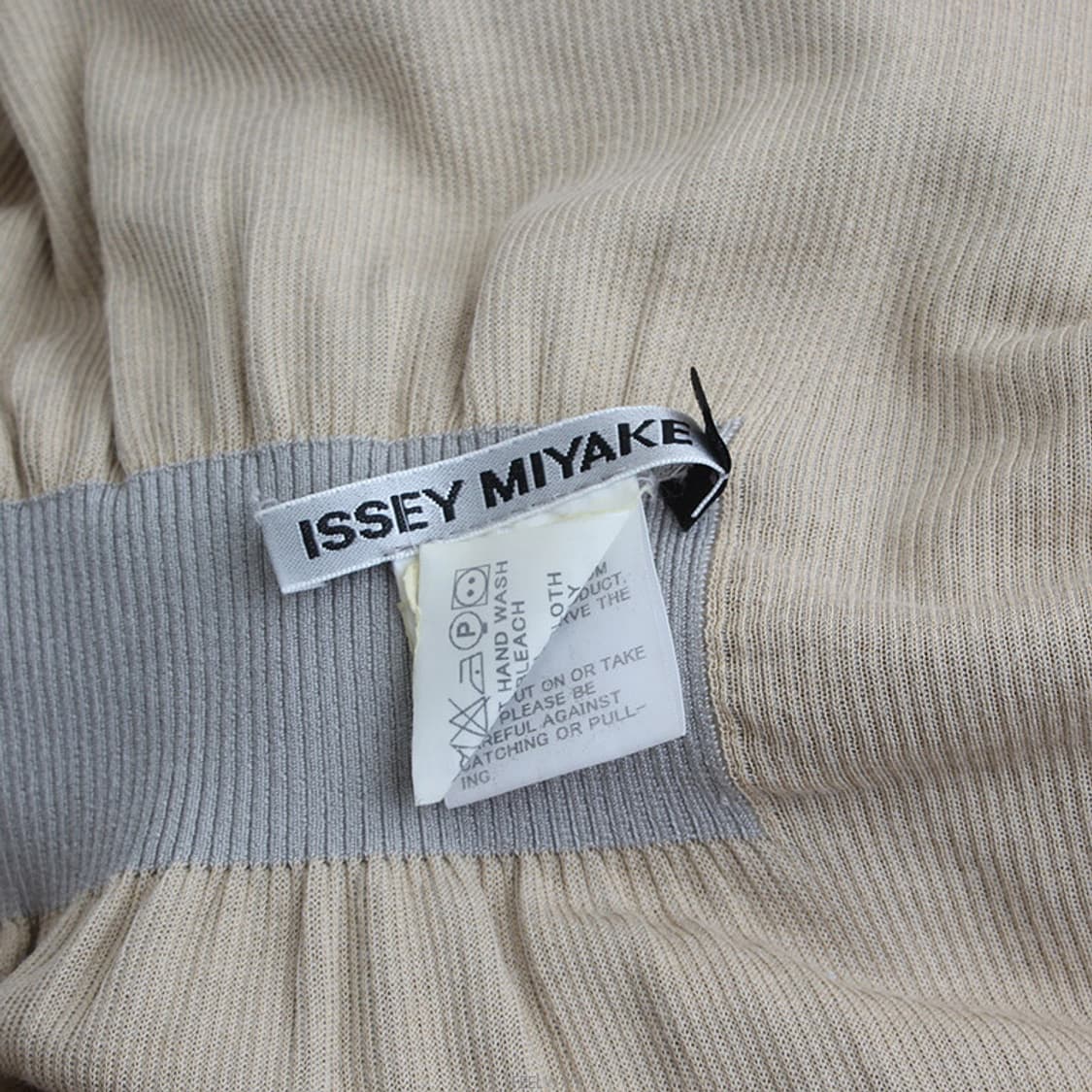 이세이미야케 투톤 리버서블 볼레로 자켓 (55~66) 상품이미지5