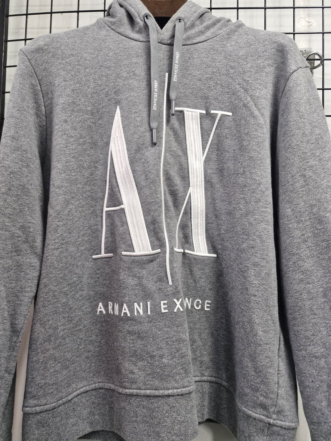 95M 알마니익스체인지 회색 후드티. 상품이미지5